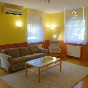 3-BR apartment for rent close to schools in the II. district