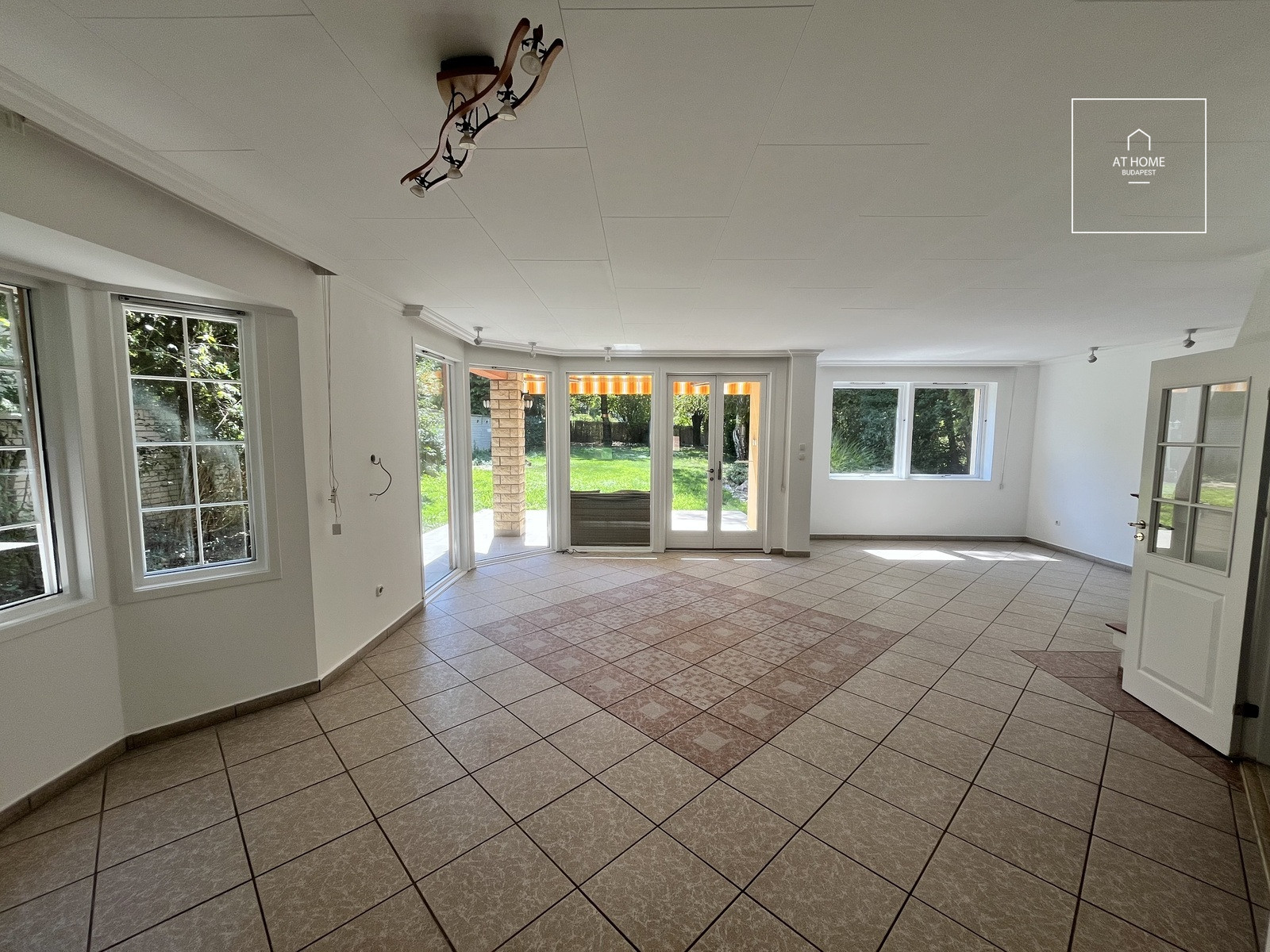 Exclusive detached house for rent  II/A. district, Pesthidegkút