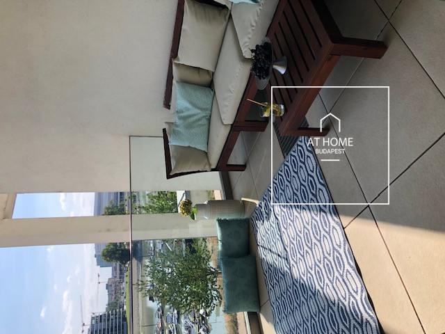 Two-bedroom exclusive apartment with panoramic views for rent in Budapest, District XIII, Marina Part