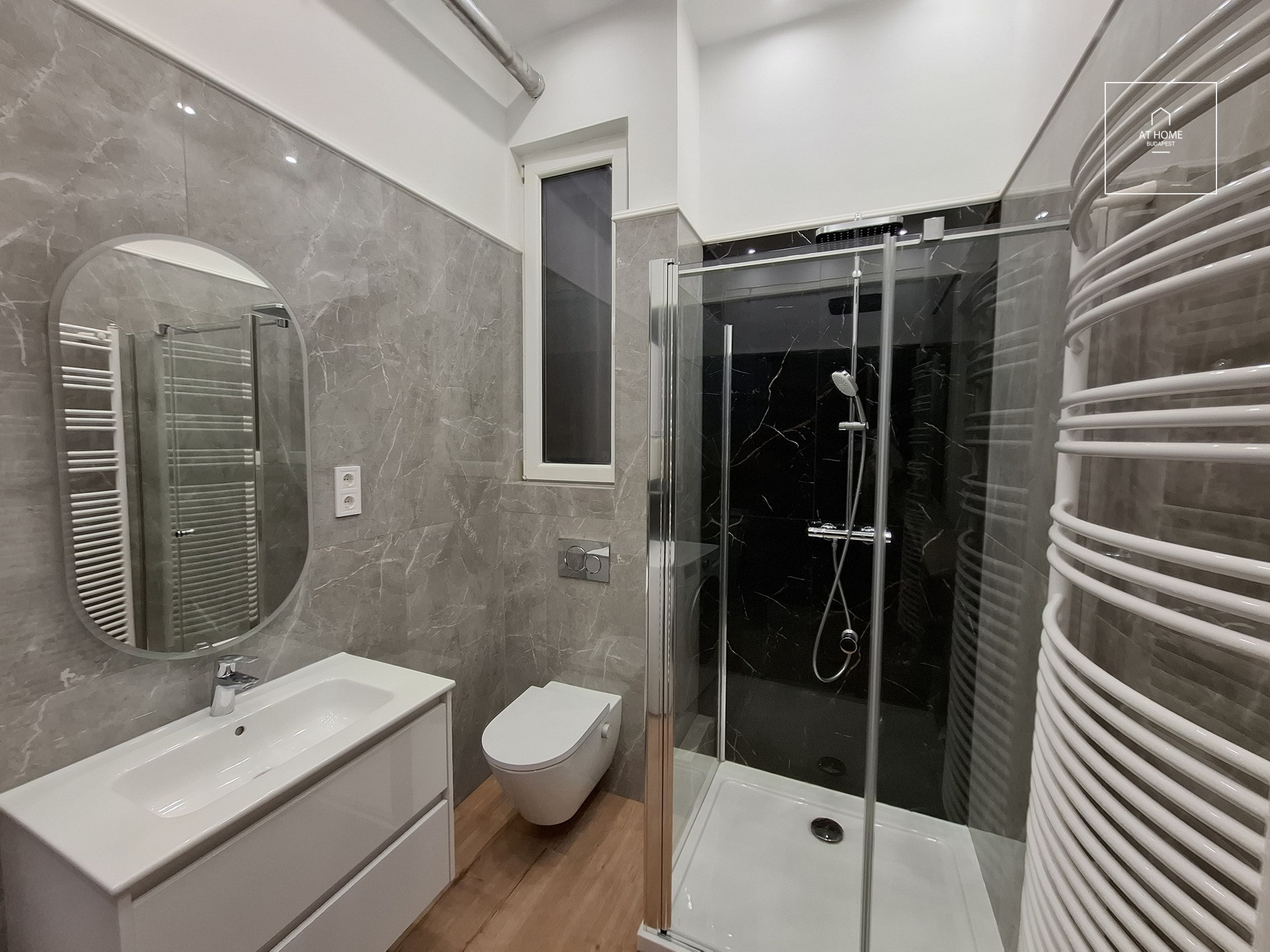 Renovated 103 sqm 2-bedroom apartment in District XIII, Újlipótváros