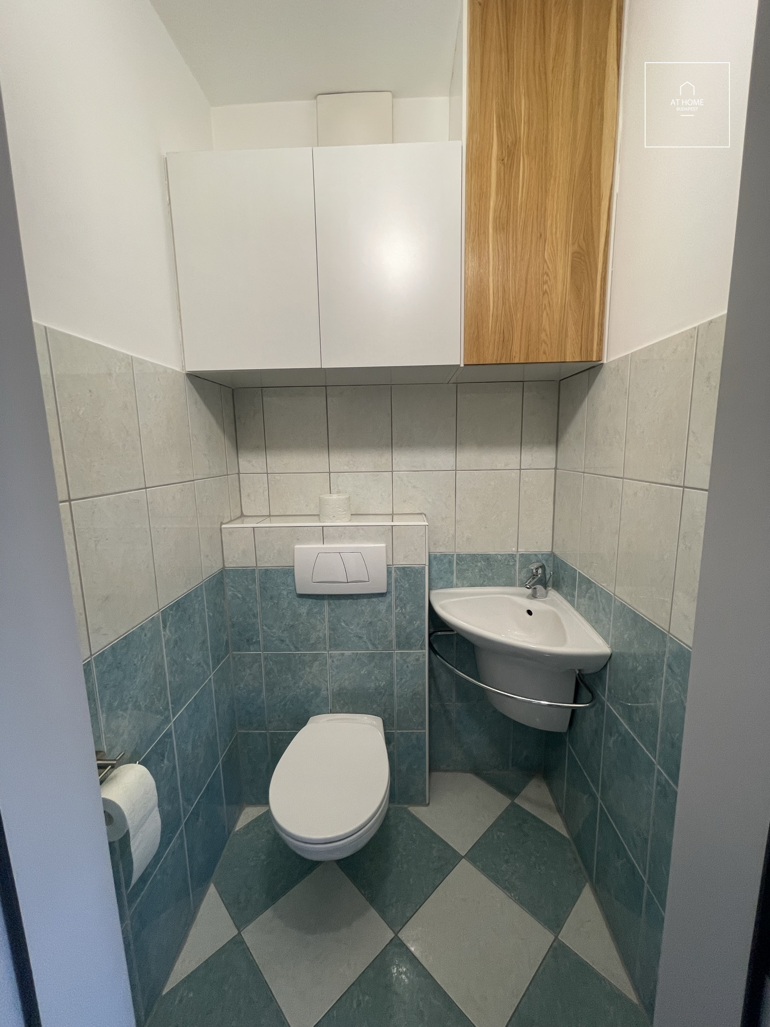 Three-bedroom apartment with terrace for rent Budapest XIII. district Újlipotváros