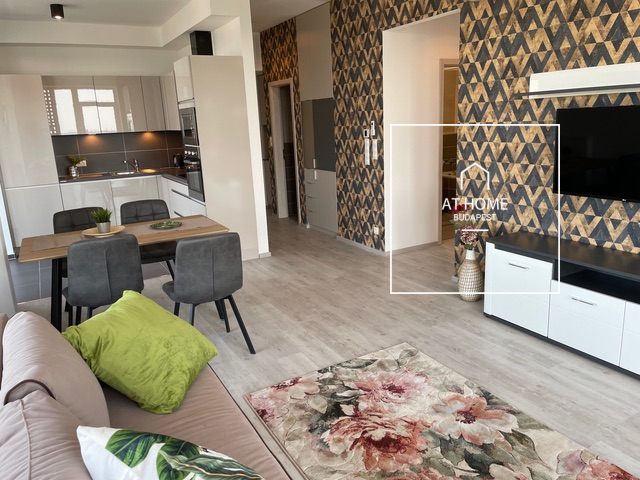 BudaPart – Exclusive 11th-floor apartment with panoramic Danube view for rent