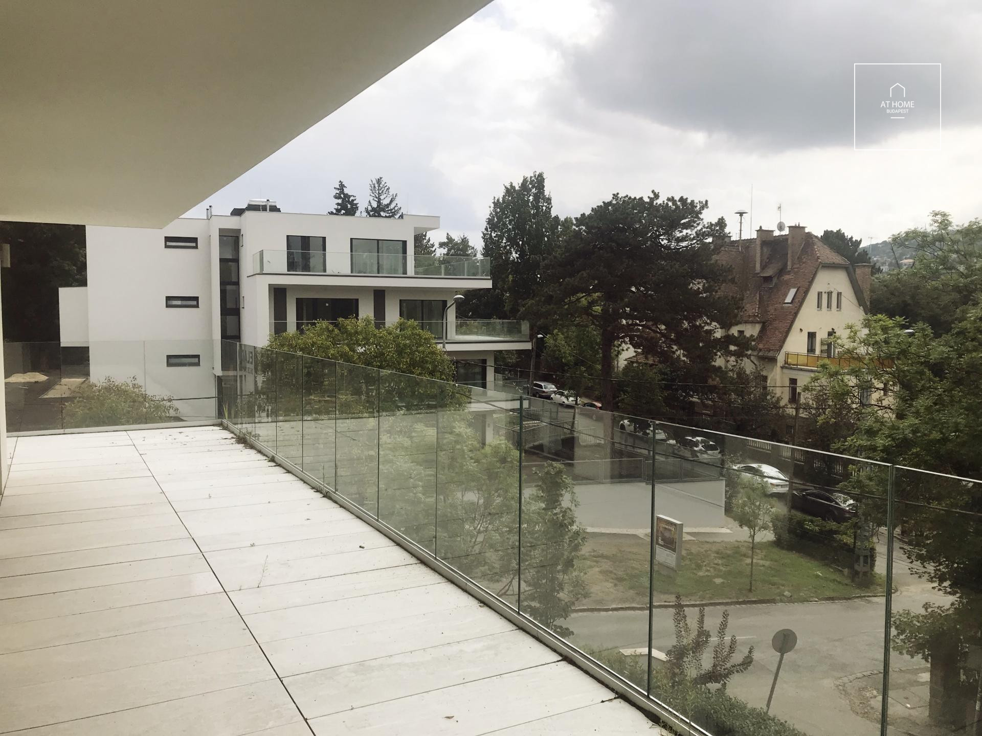 Modern Penthouse Apartment in Törökvész