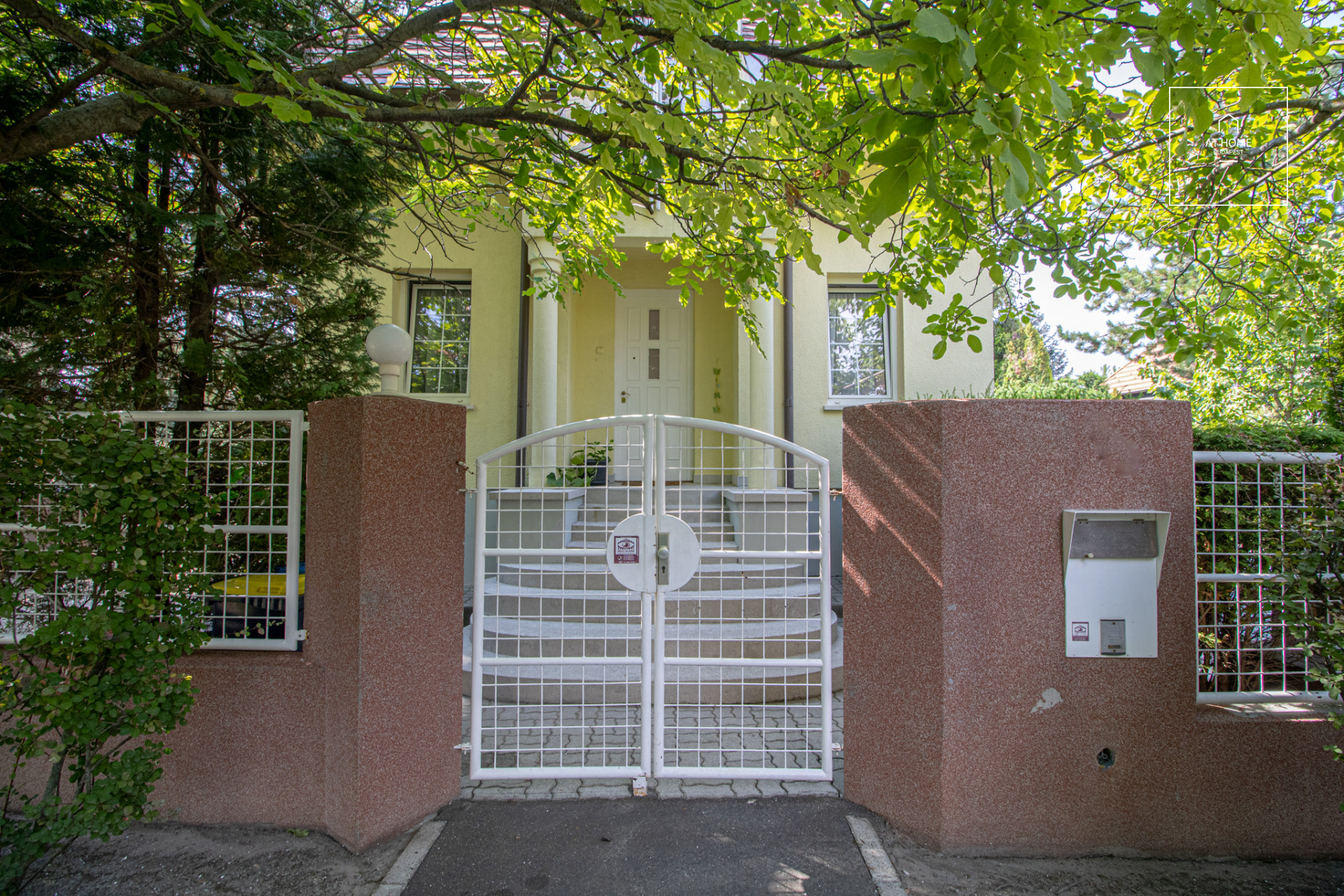 Stunning detached house Budapest XI. district, Madárhegy