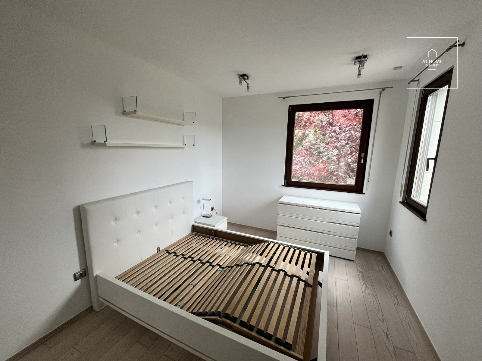 Luxurious Detached House with Indoor Pool in Rózsadomb, District II
