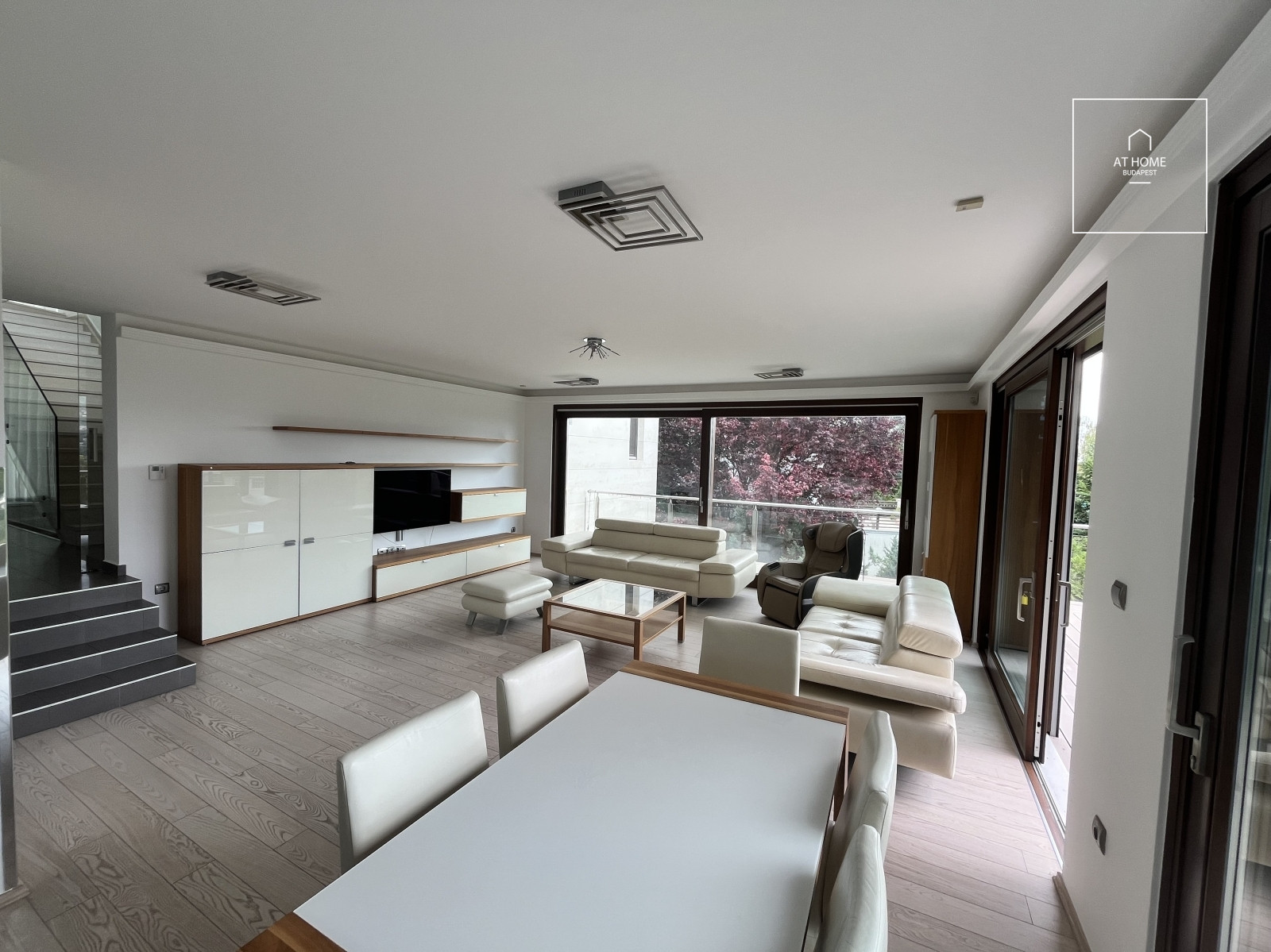 Luxurious Detached House with Indoor Pool in Rózsadomb, District II