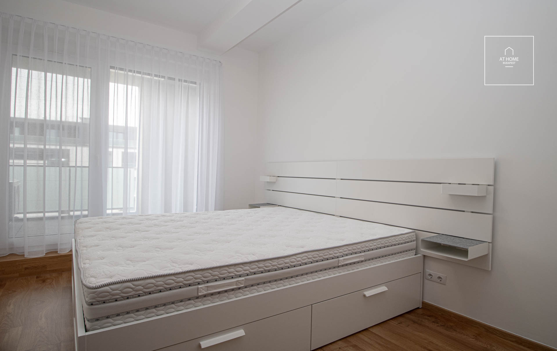 Newly-built apartment with terrace for rent, Budapest, district 11