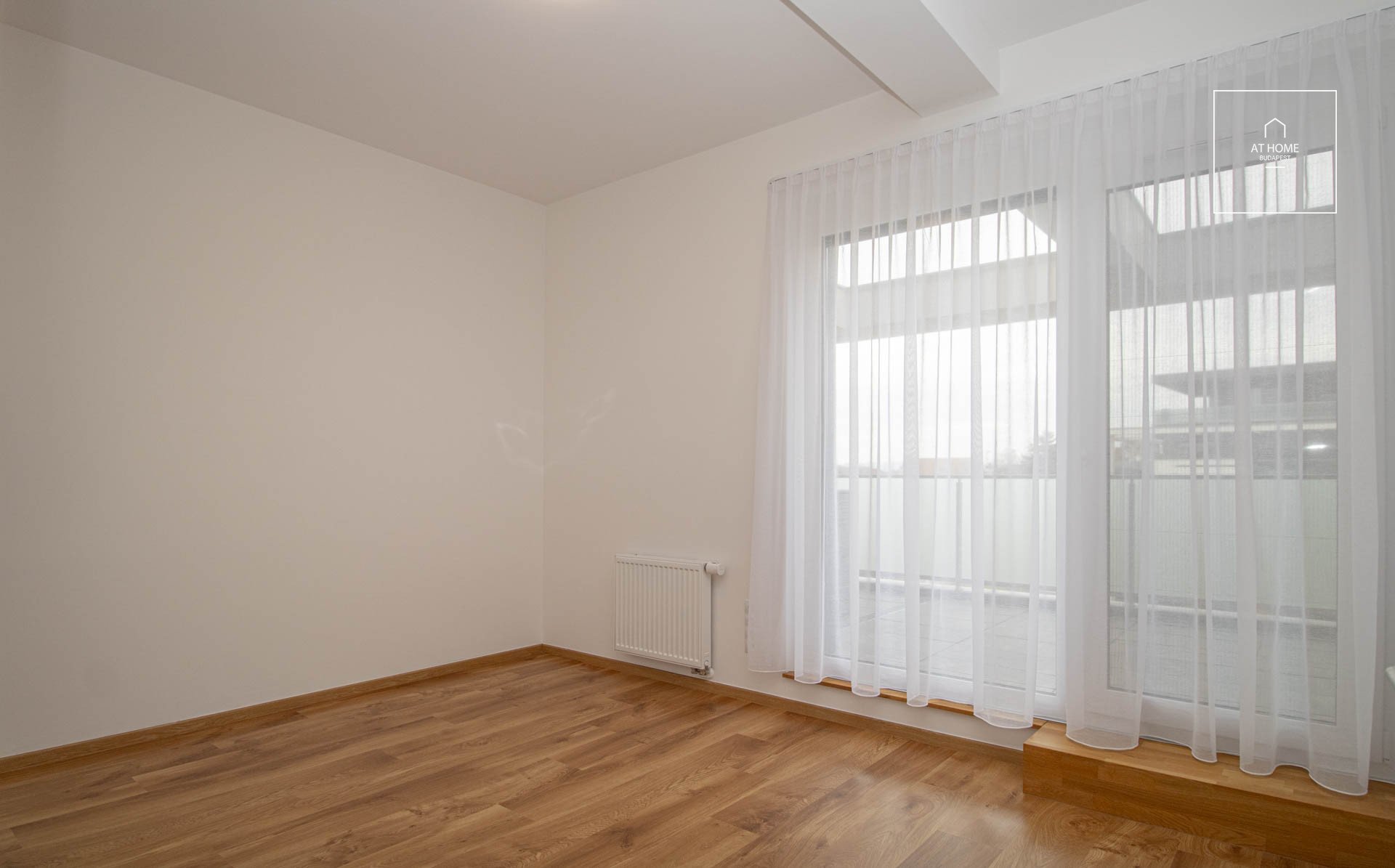 Newly-built apartment with terrace for rent, Budapest, district 11