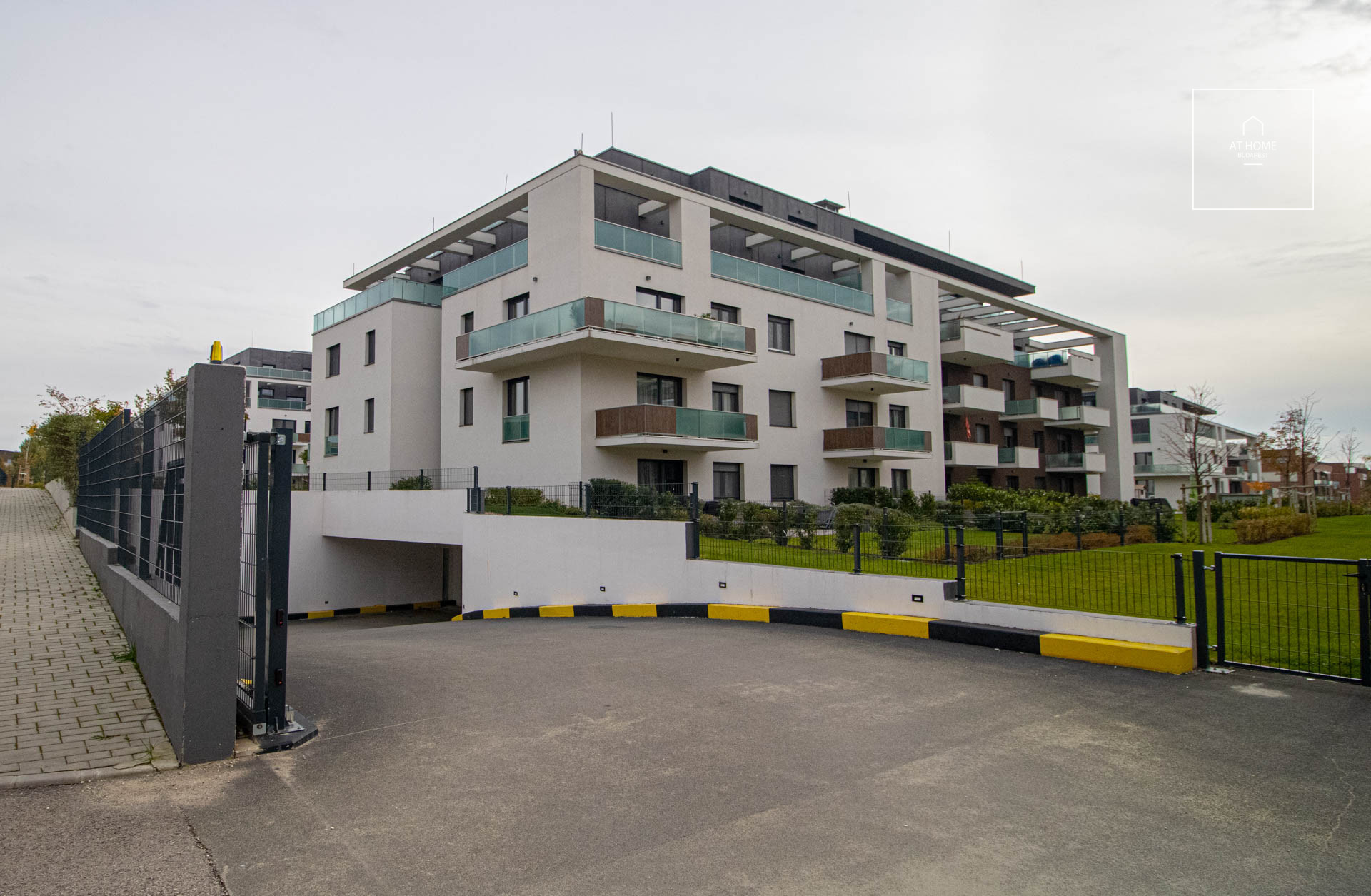 Newly-built apartment with terrace for rent, Budapest, district 11