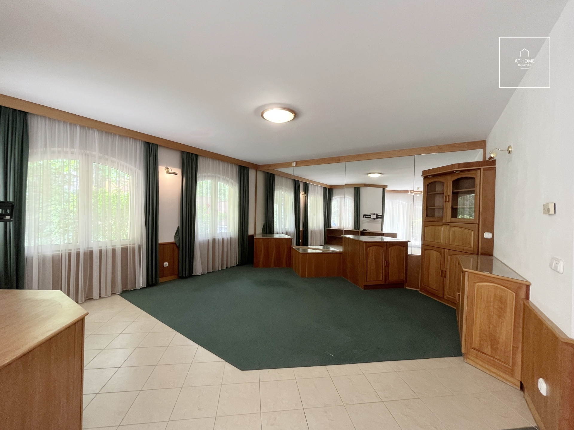 Lélegzetelállító Önálló családi ház  Budapest XII. kerület, Istenhegy