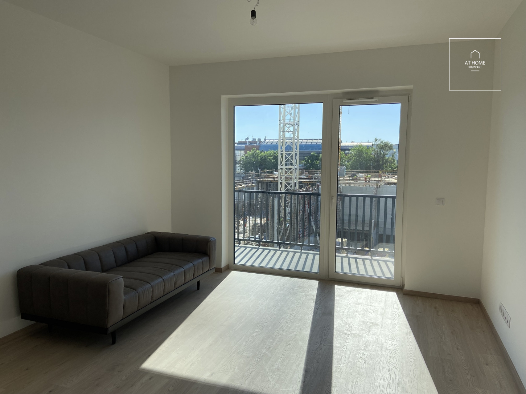 A newly built one-bedroom apartment is available For rent in the 11th district of Budapest, Budapart.
