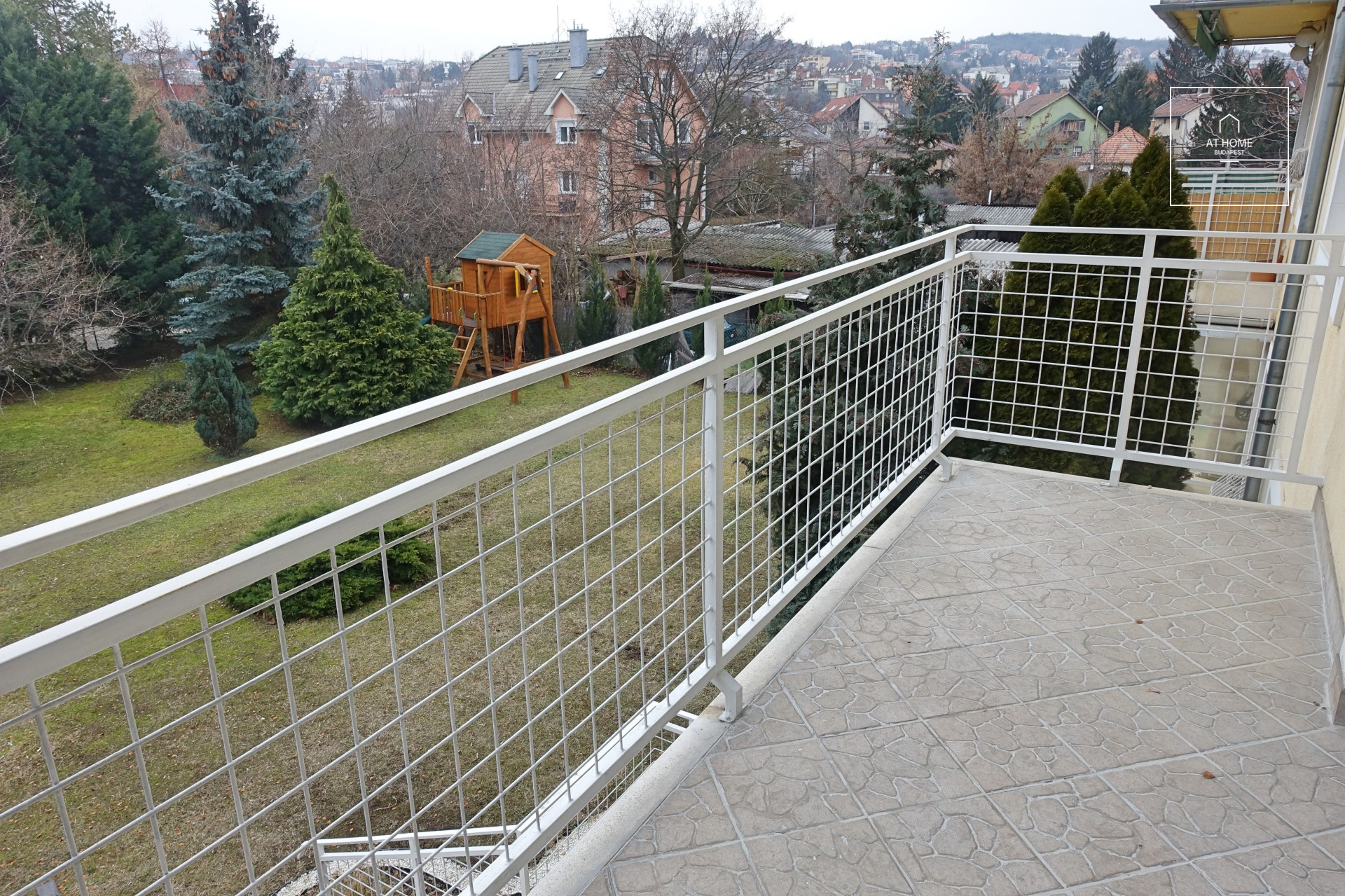 Two bedroom apartment for rent in Budapest 3rd district