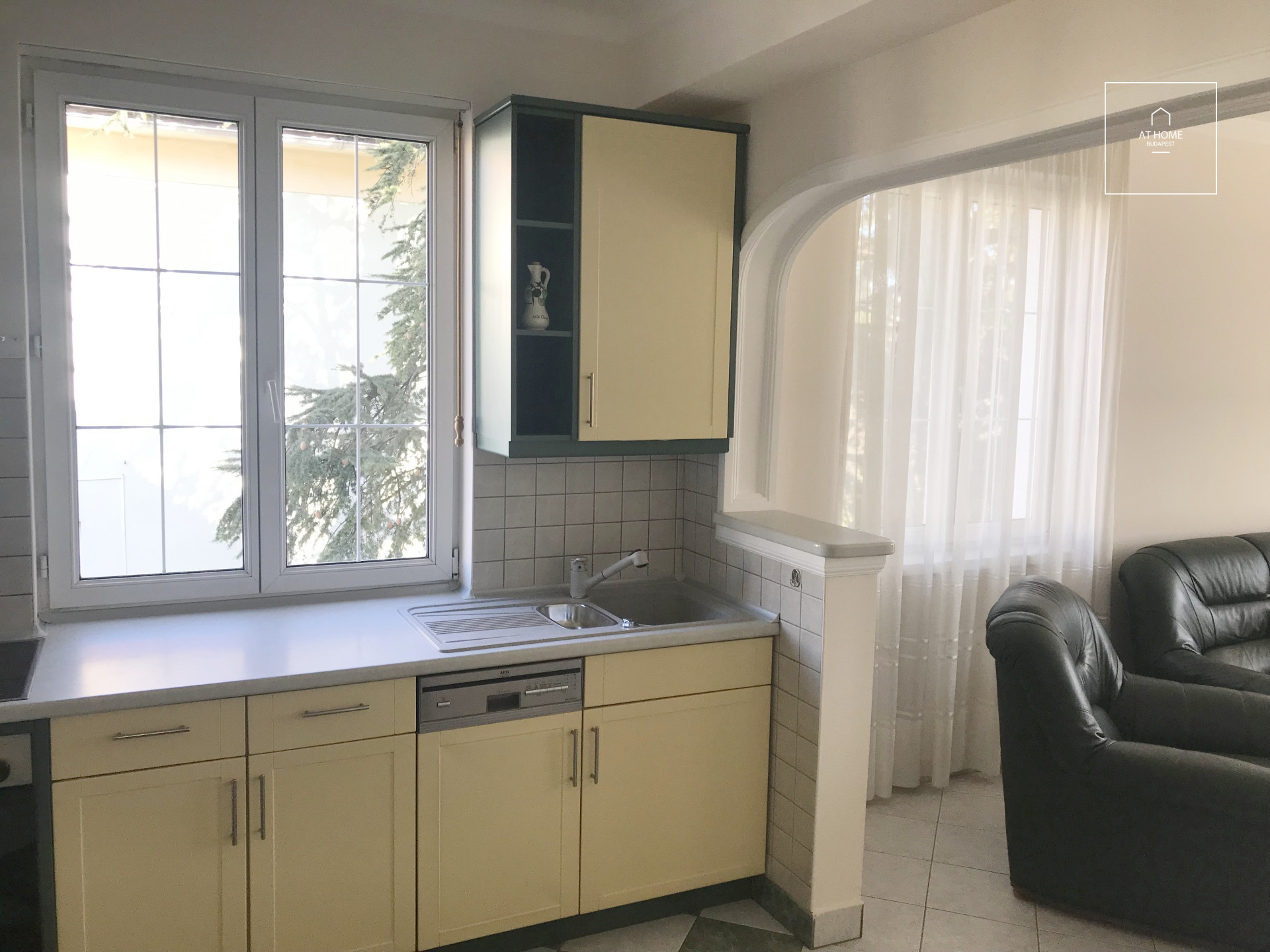 Two bedroom apartment for rent in Budapest 3rd district