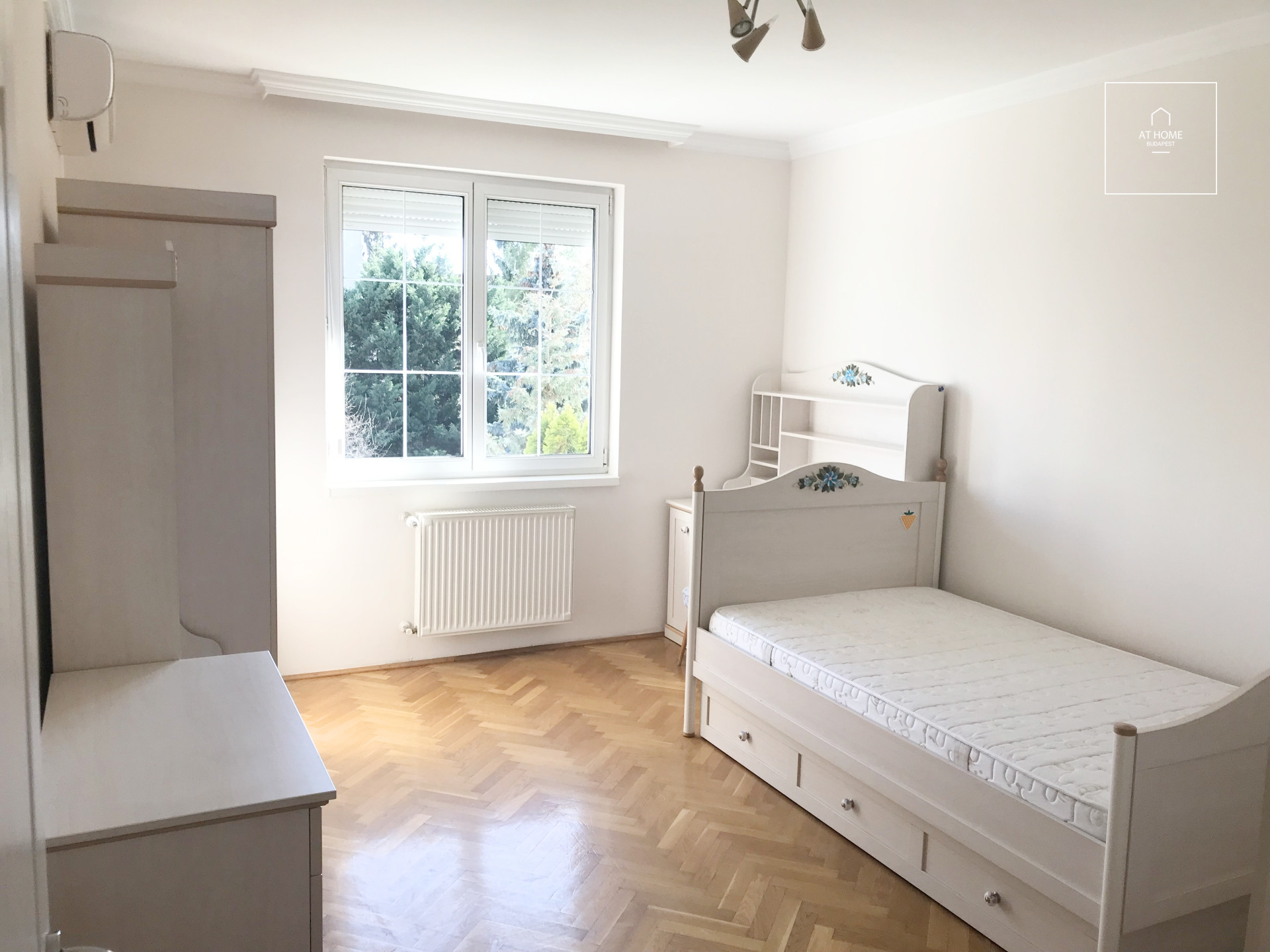 Two bedroom apartment for rent in Budapest 3rd district