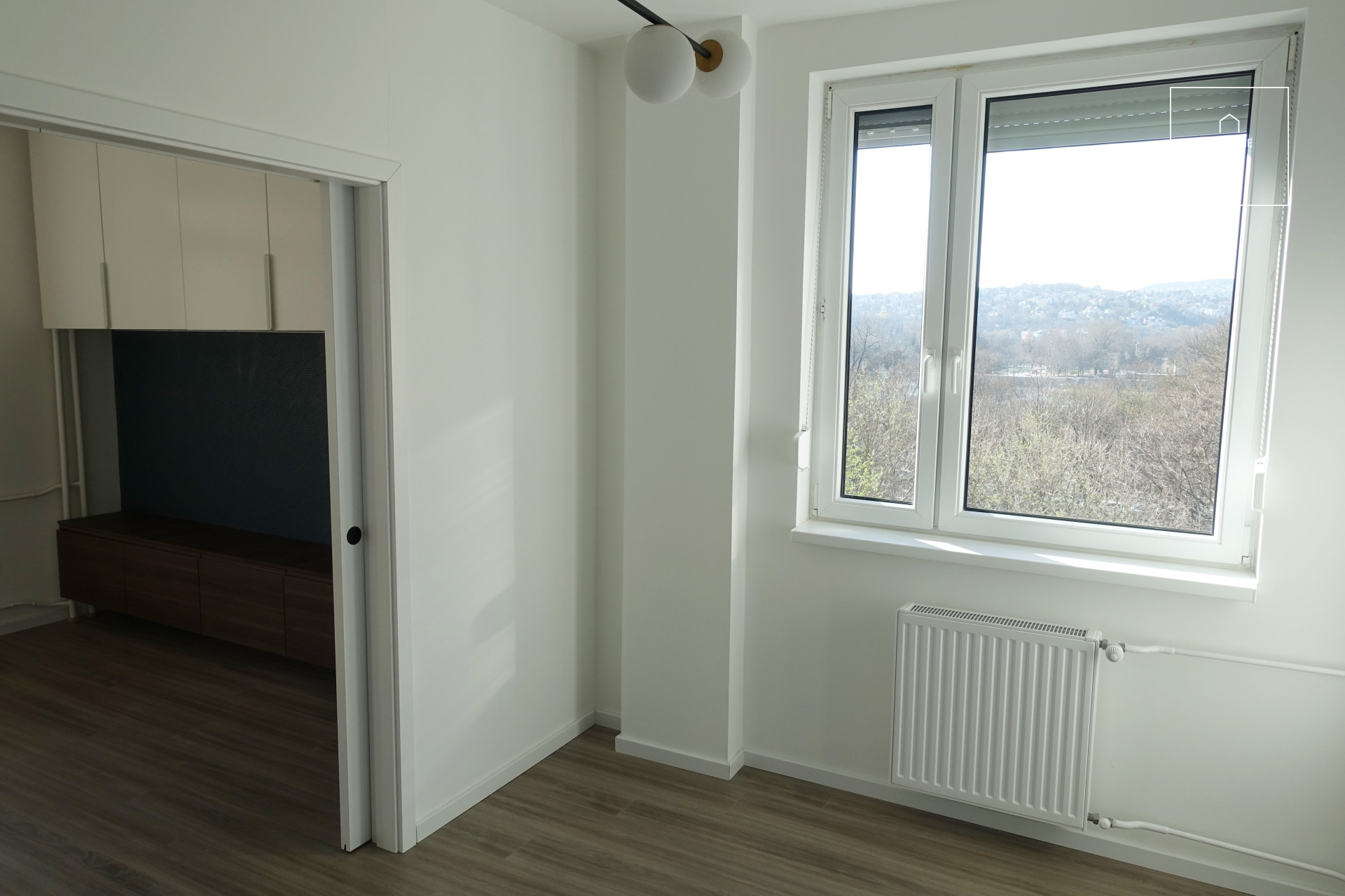 In the 13th district  of Budapest, a panoramic apartment for rent in the frequented part of Újlipótváros