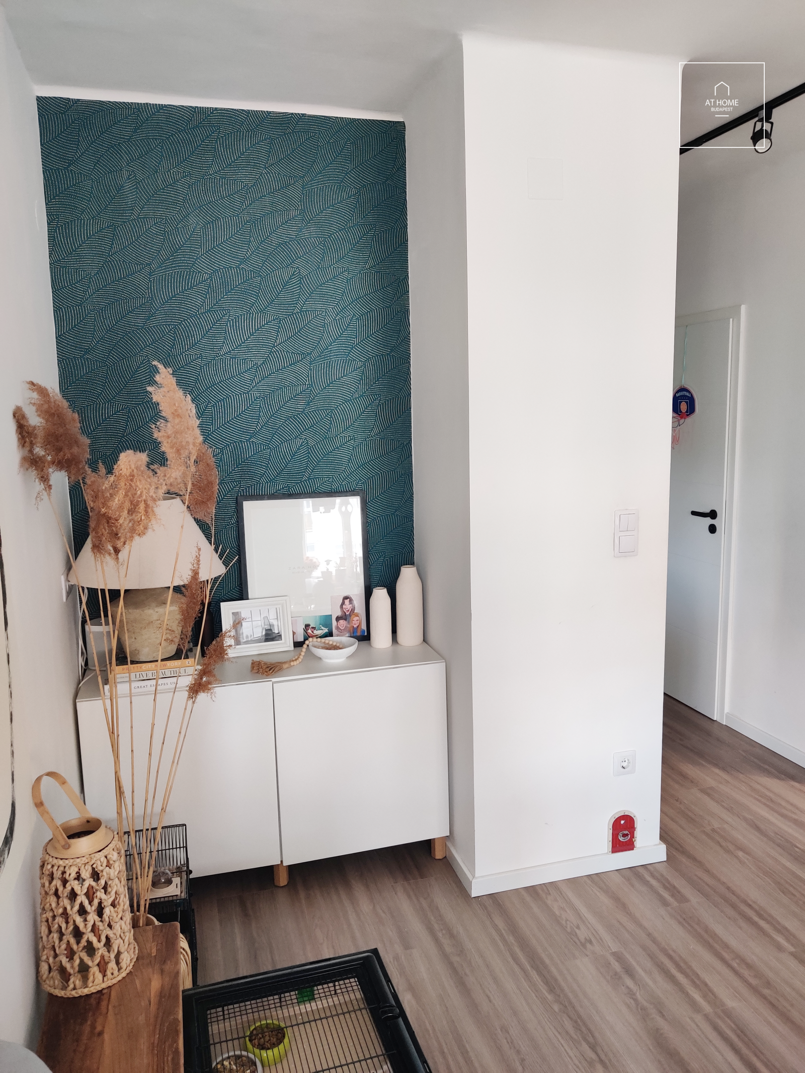 In the 13th district  of Budapest, a panoramic apartment for rent in the frequented part of Újlipótváros
