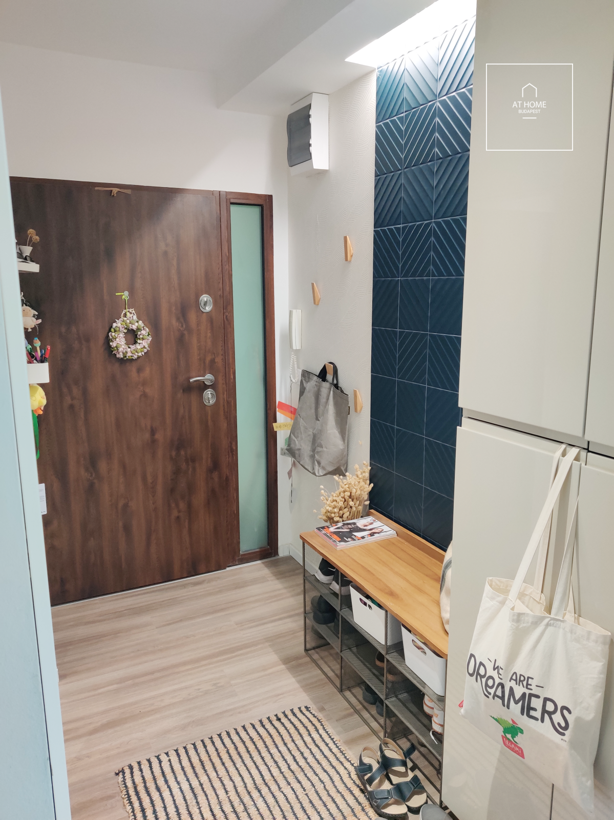In the 13th district  of Budapest, a panoramic apartment for rent in the frequented part of Újlipótváros
