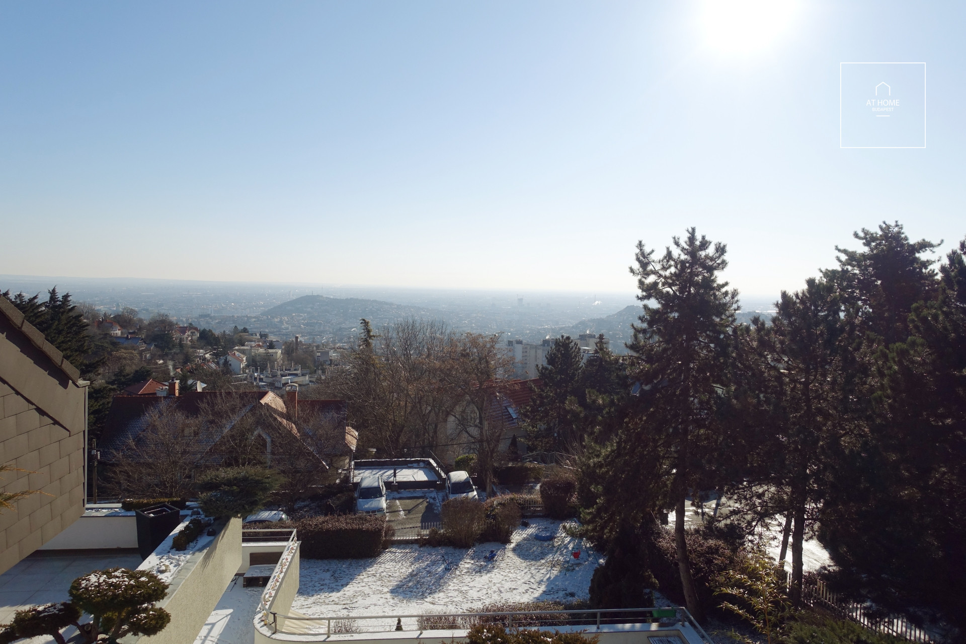 Gyönyörű kilátással rendelkező jó minőségű lakás kiadó Budapest XII. kerület, Orbánhegy
