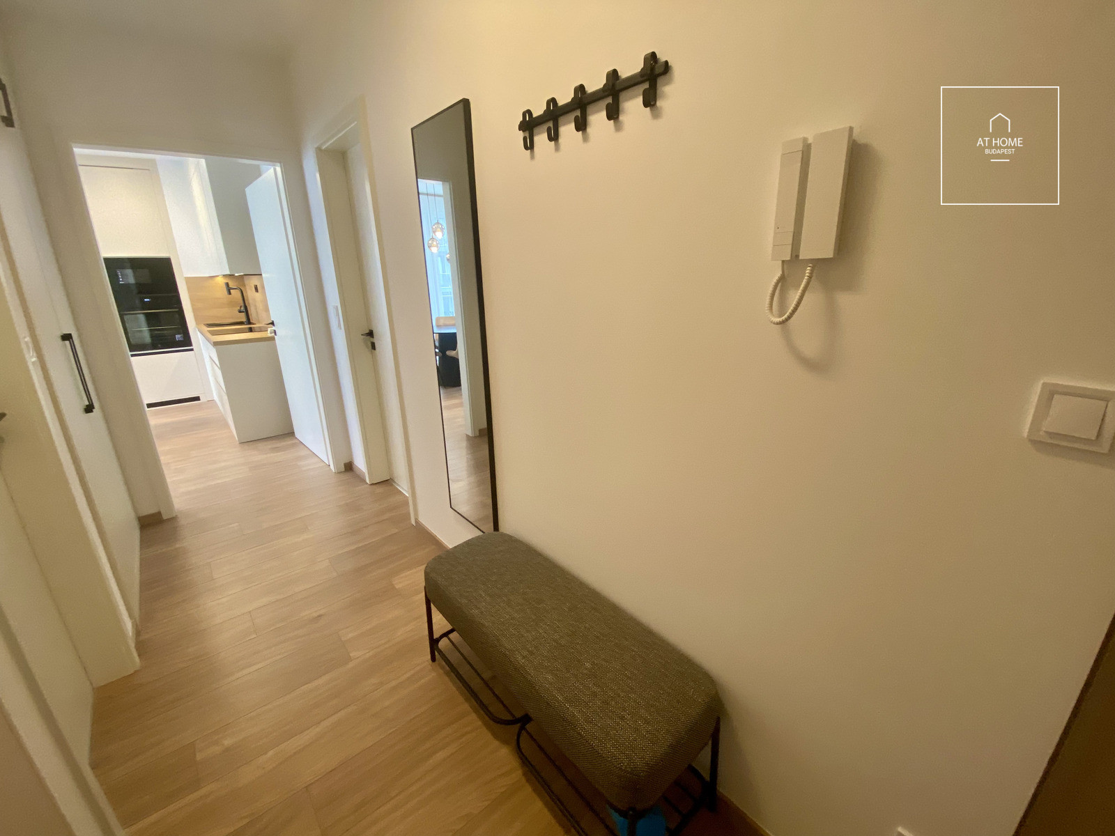 Newly-built 54 sqm Apartment with Terrace for Rent in a Condominium in Lőportárdűlő, District XIII