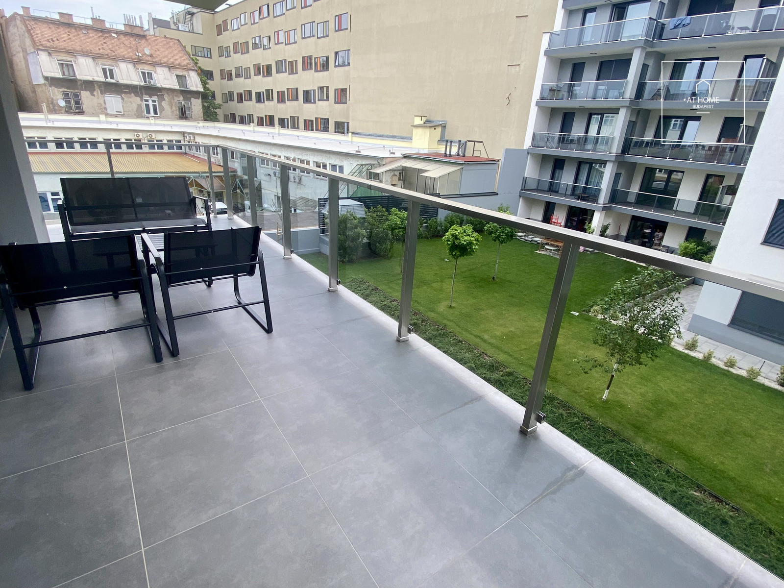 Newly-built 54 sqm Apartment with Terrace for Rent in a Condominium in Lőportárdűlő, District XIII