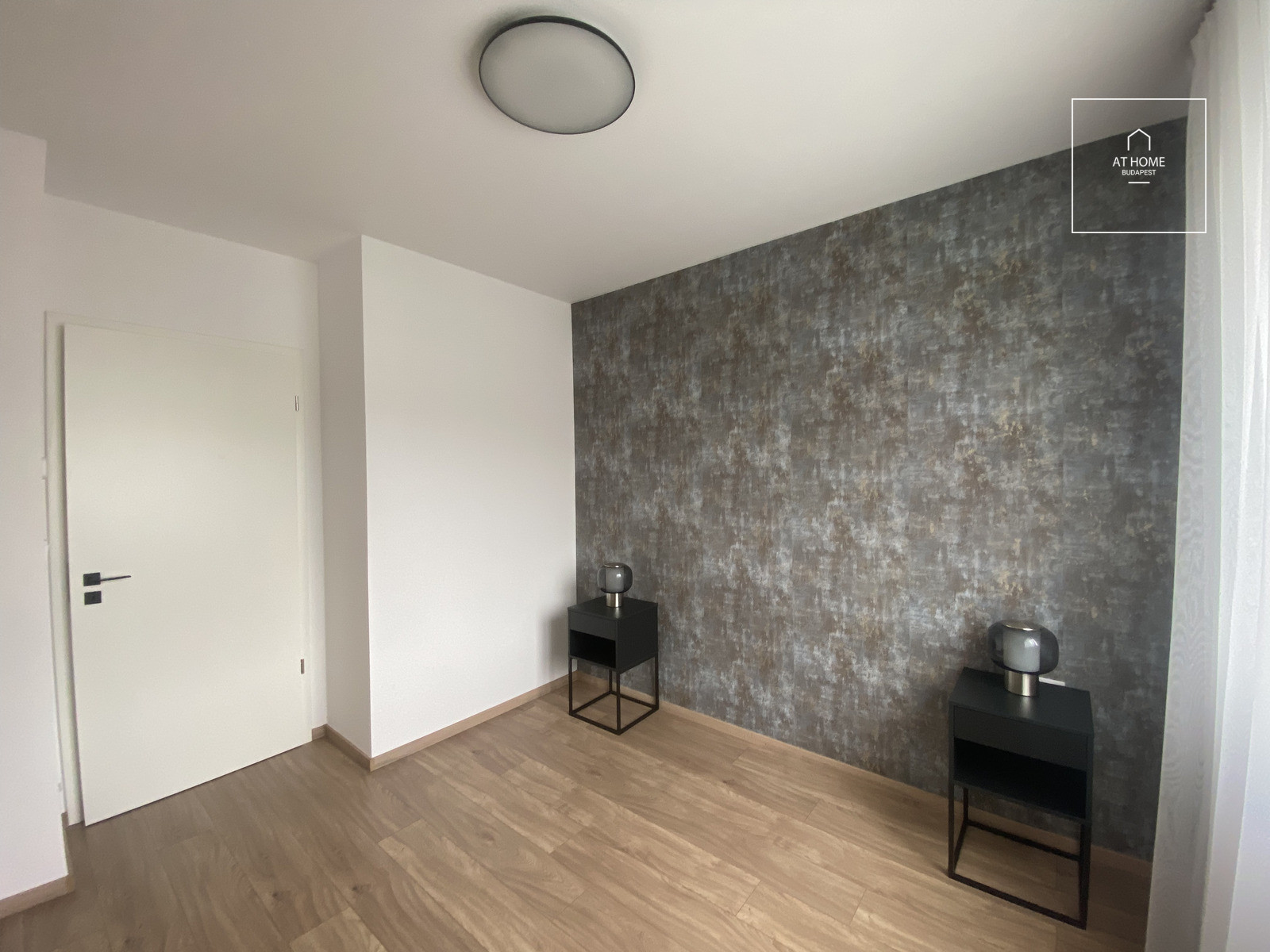 Newly-built 54 sqm Apartment with Terrace for Rent in a Condominium in Lőportárdűlő, District XIII
