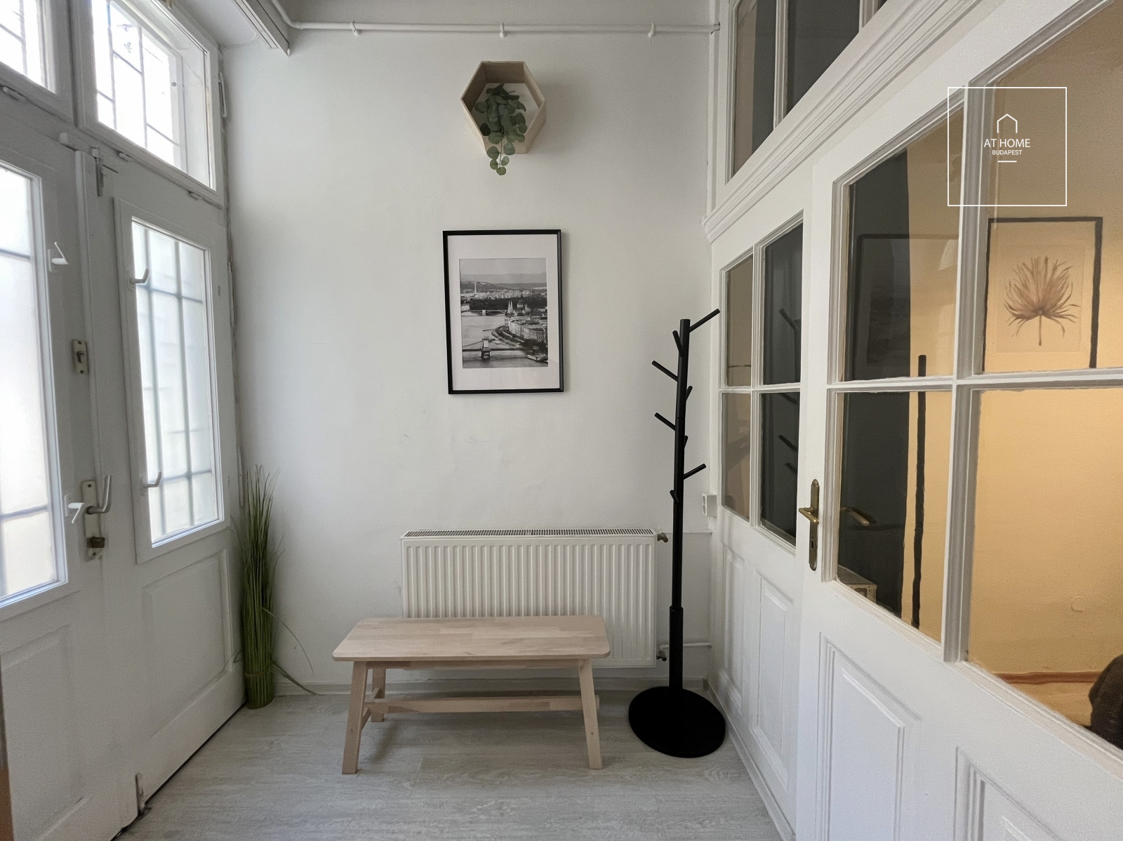 Fully Renovated 4-Room Apartment for Sale in a Prime Location of Budapest\'s 7th District