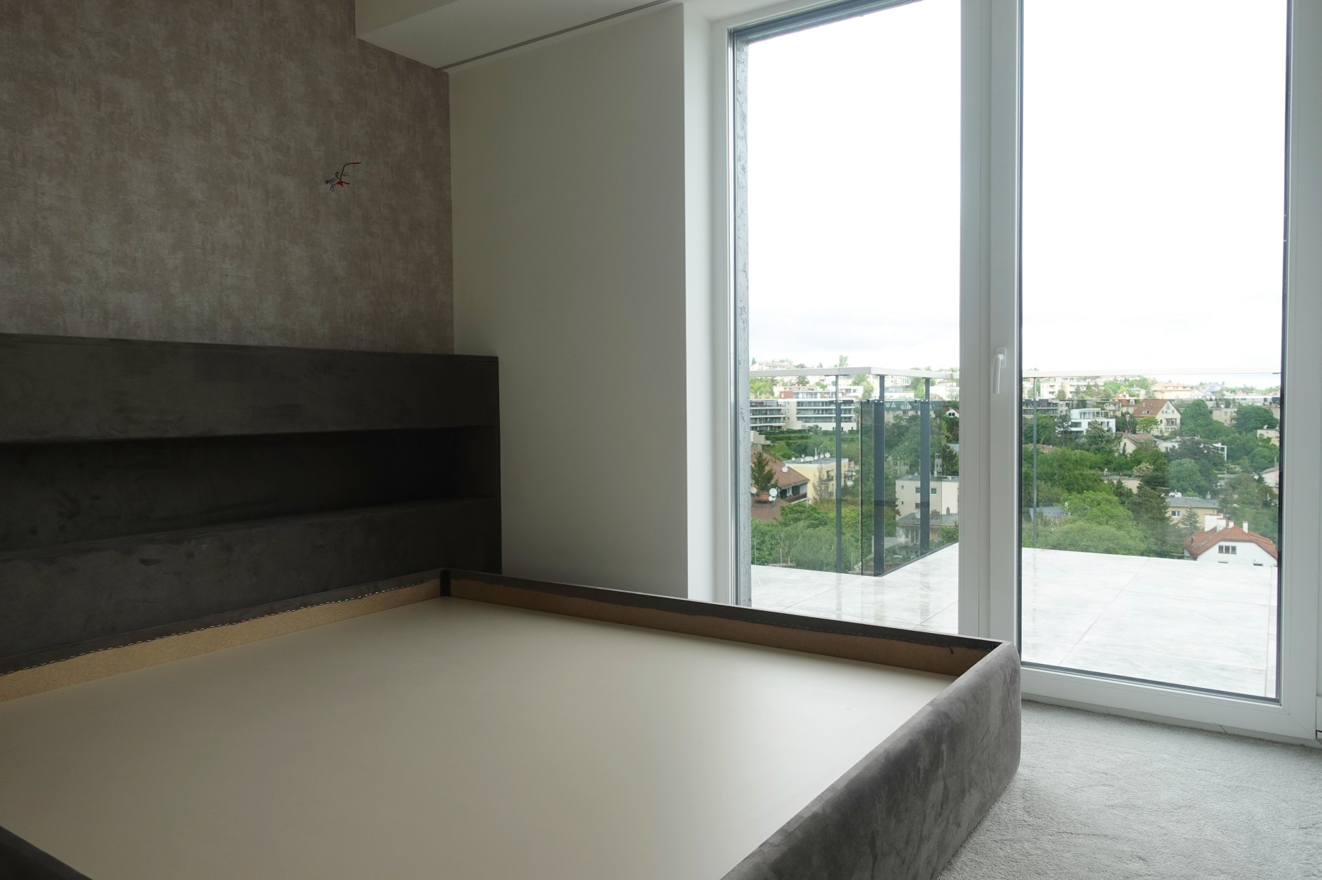 Exclusive panoramic penthouse residence for sale in Rézmál, Budapest’s 2nd district