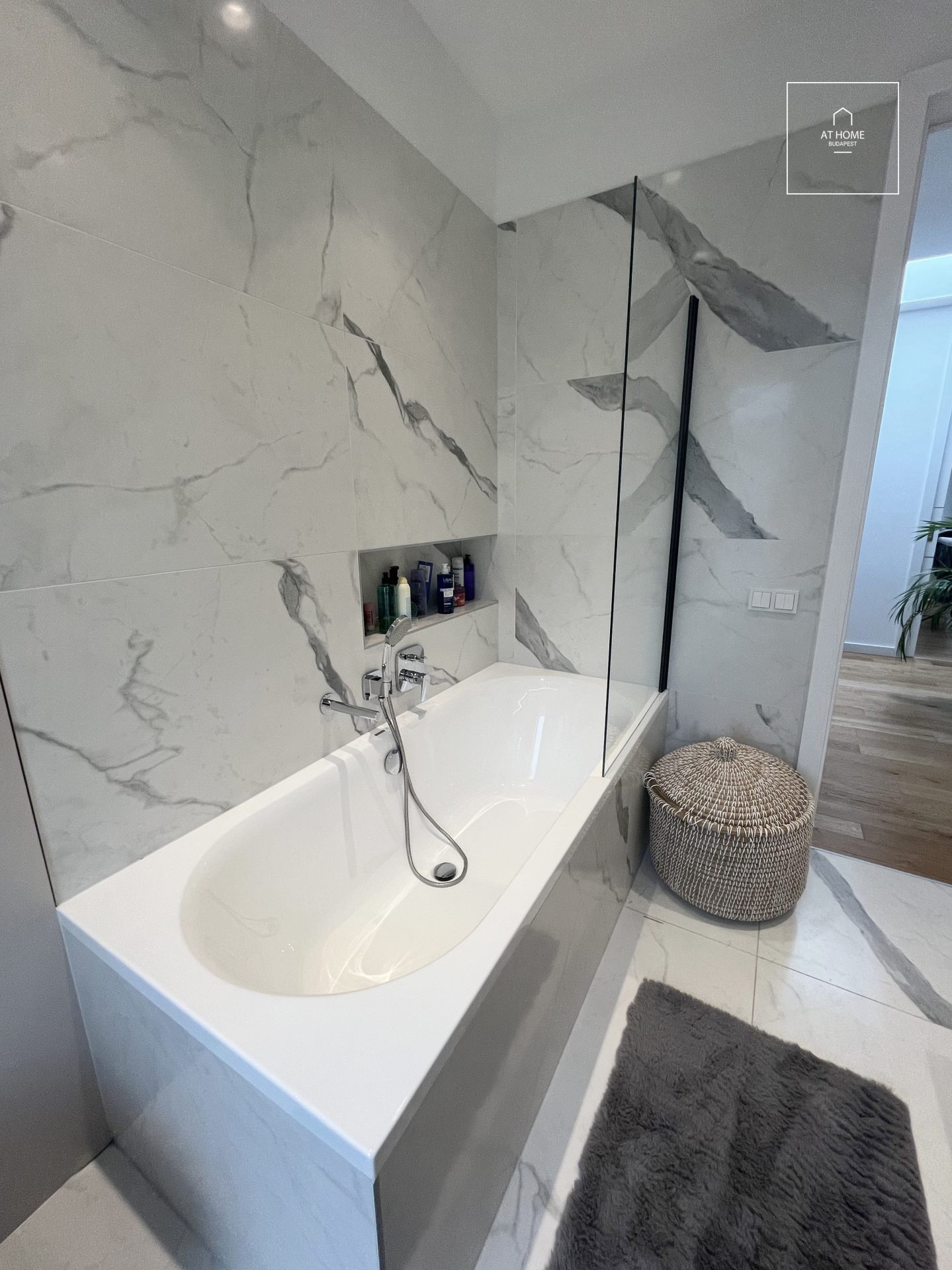 Exclusive panoramic penthouse residence for sale in Rézmál, Budapest’s 2nd district