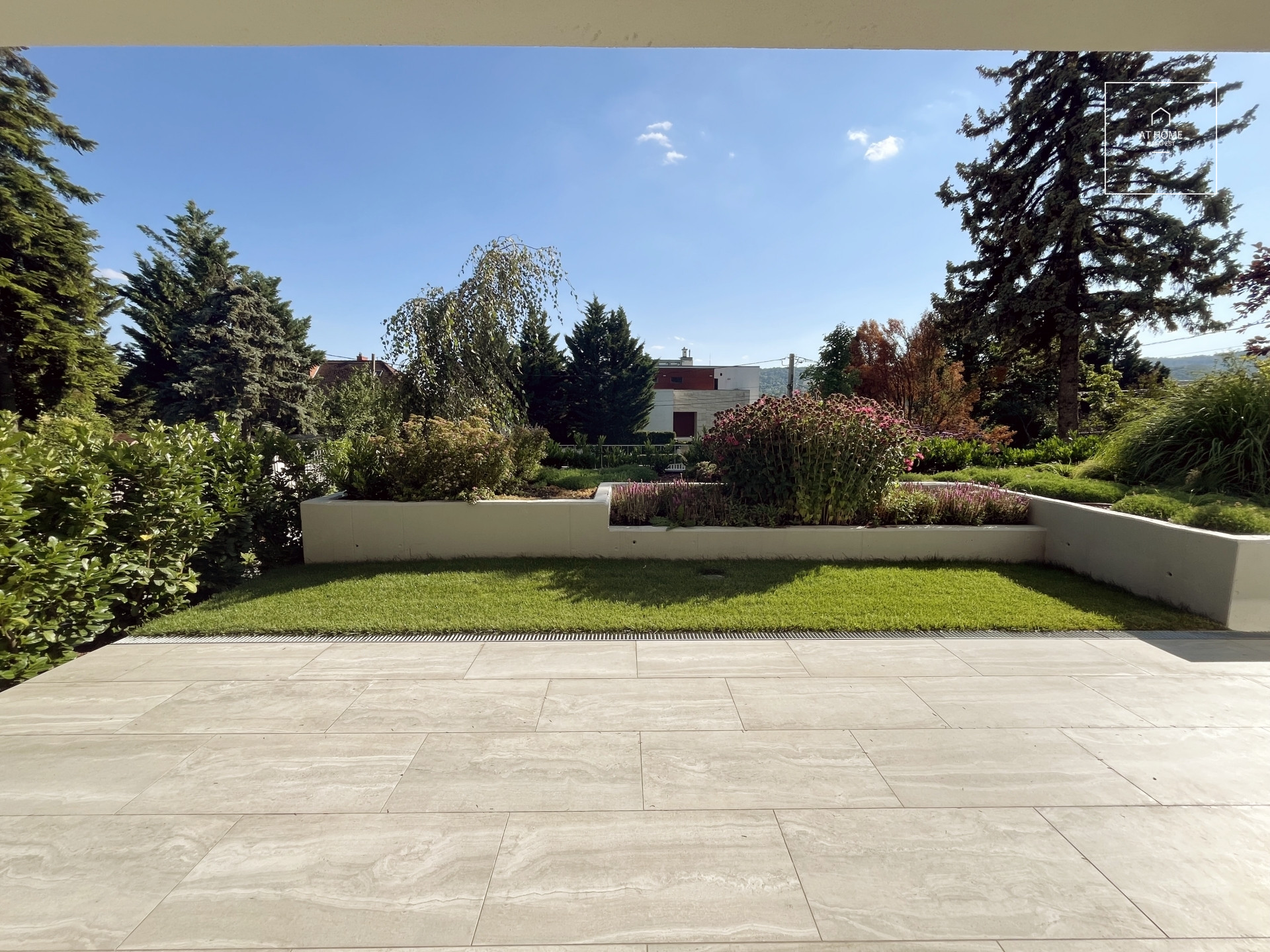Newly-built luxury apartment with exclusive garden for sale in Törökvész, 2nd district, Budapest