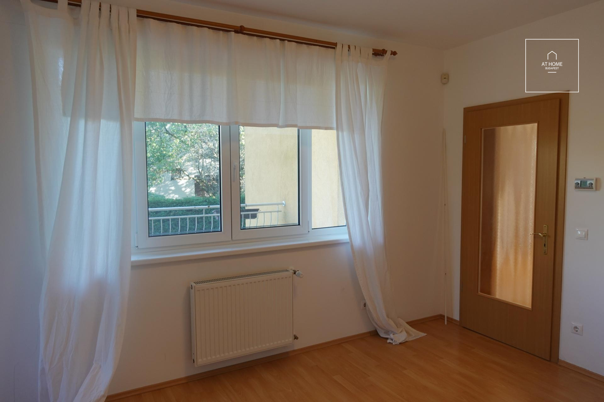 Exclusive detached house available for rent  II/A. district, Kővár