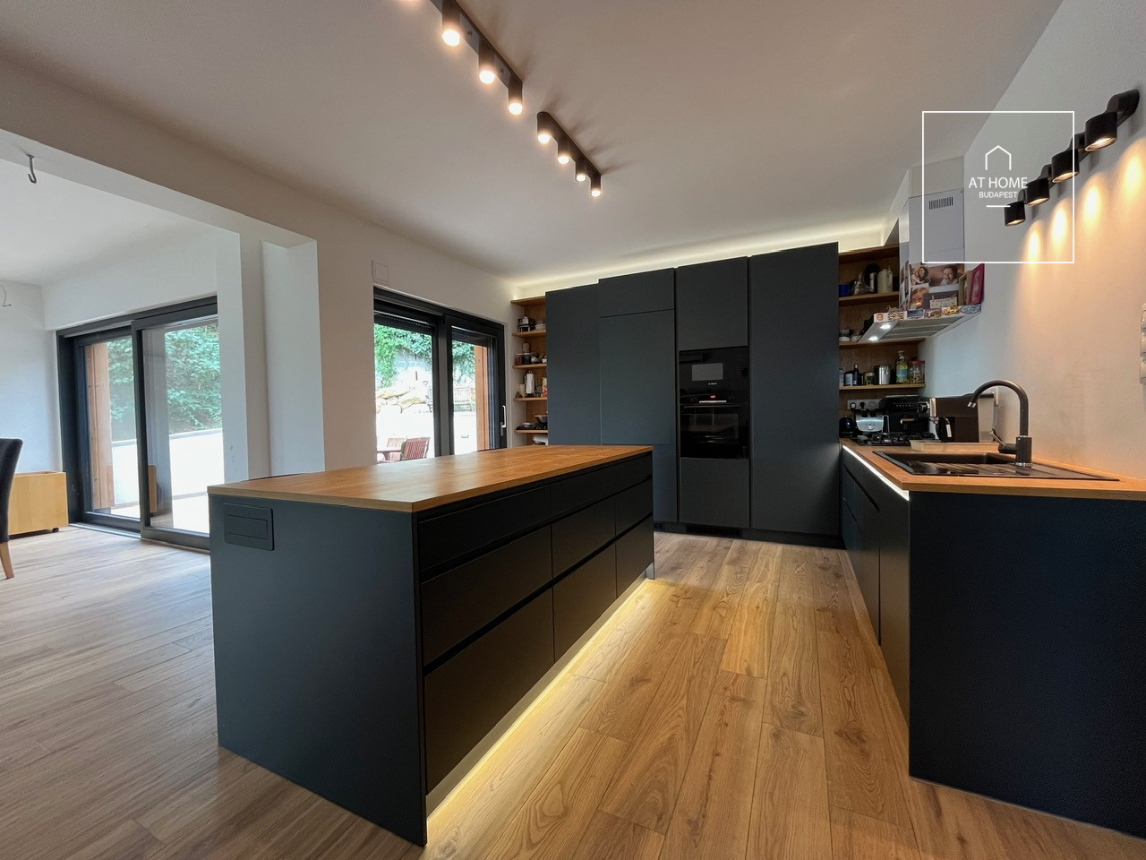 Newly built family house in Budapest, III. district
