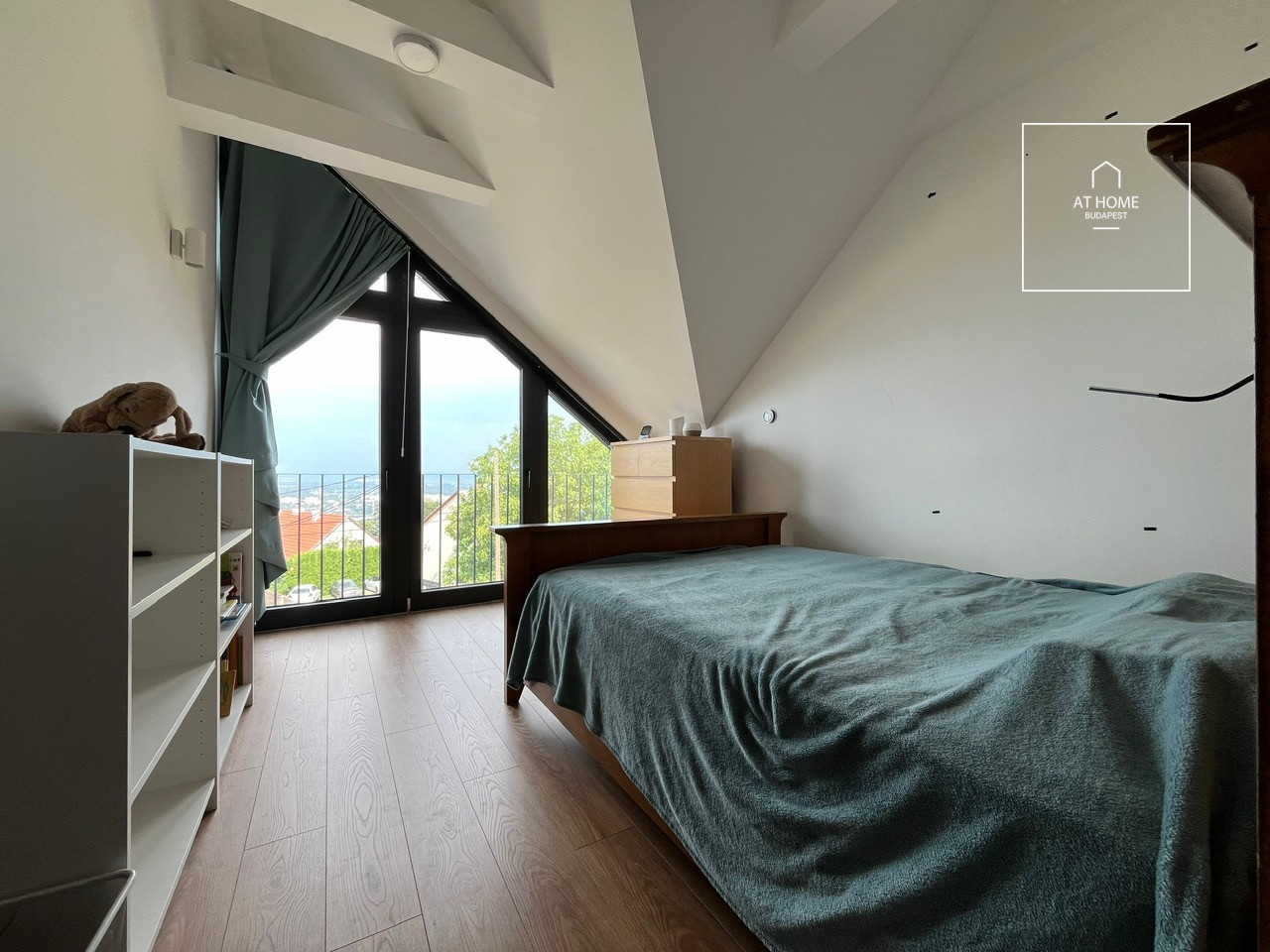 Newly built family house in Budapest, III. district