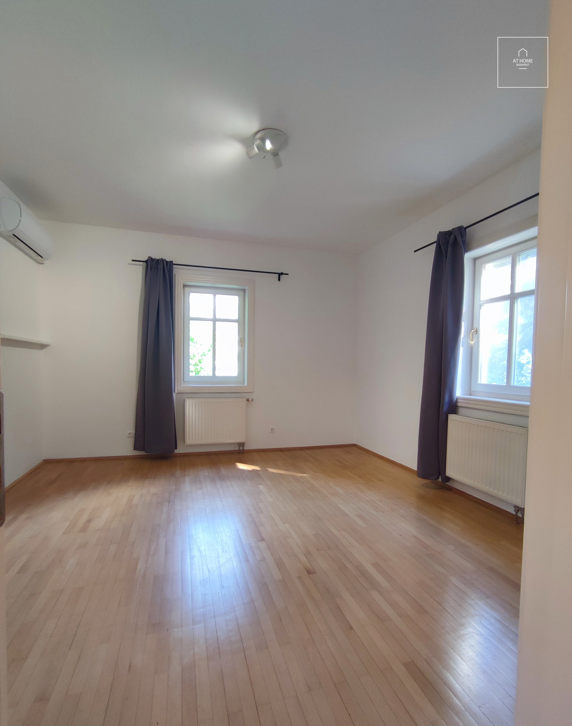 Mediterranean House for Rent in Testvérhegy, Budapest III – Close to the British School