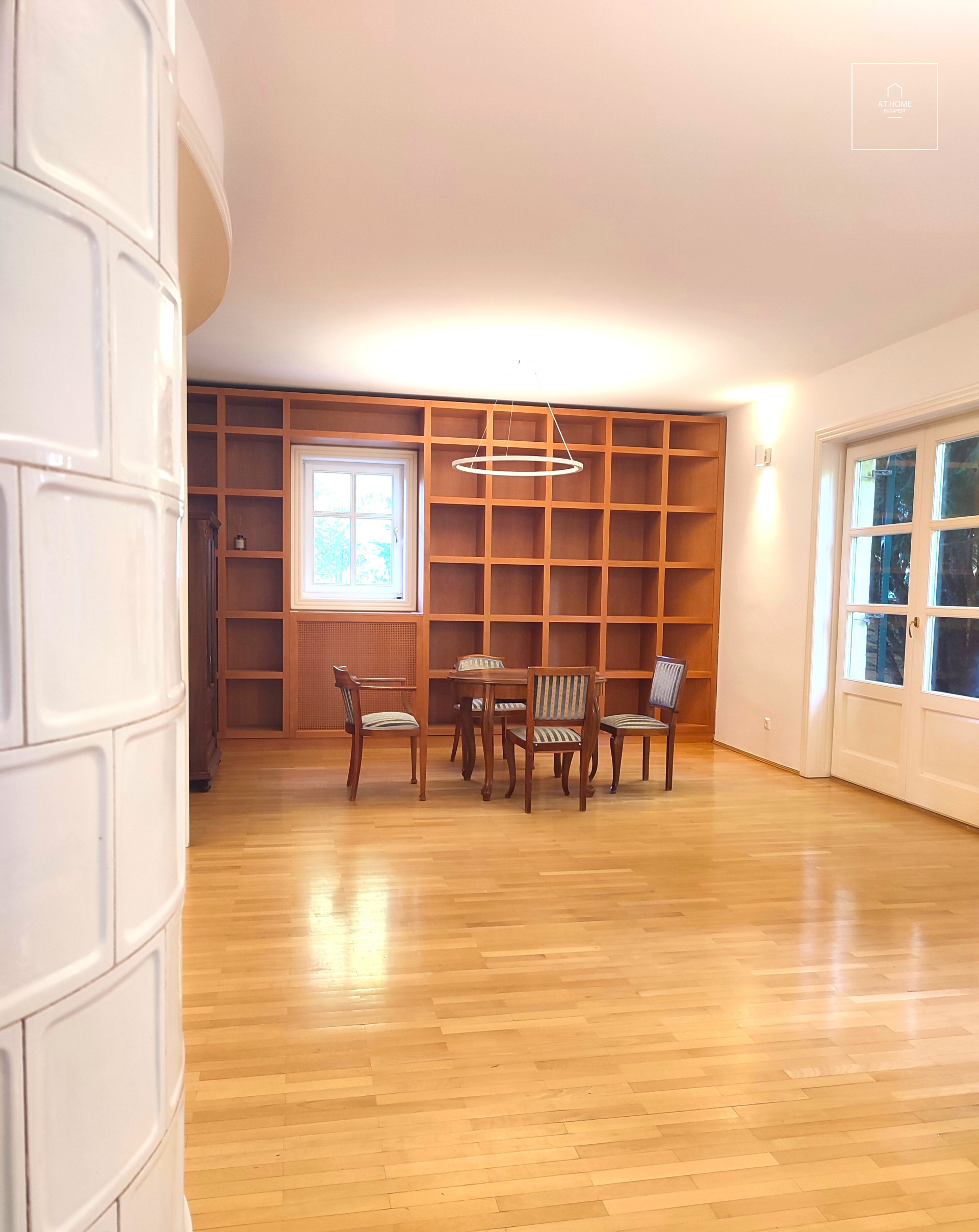 Mediterranean House for Rent in Testvérhegy, Budapest III – Close to the British School