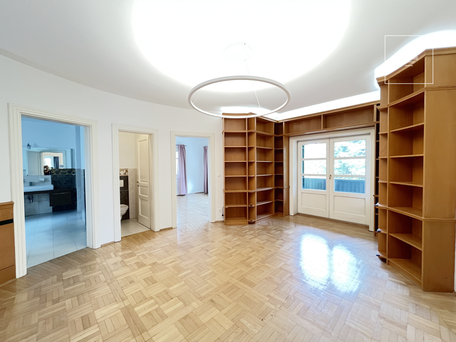 Mediterranean House in Testvérhegy, Budapest III – Close to the British School