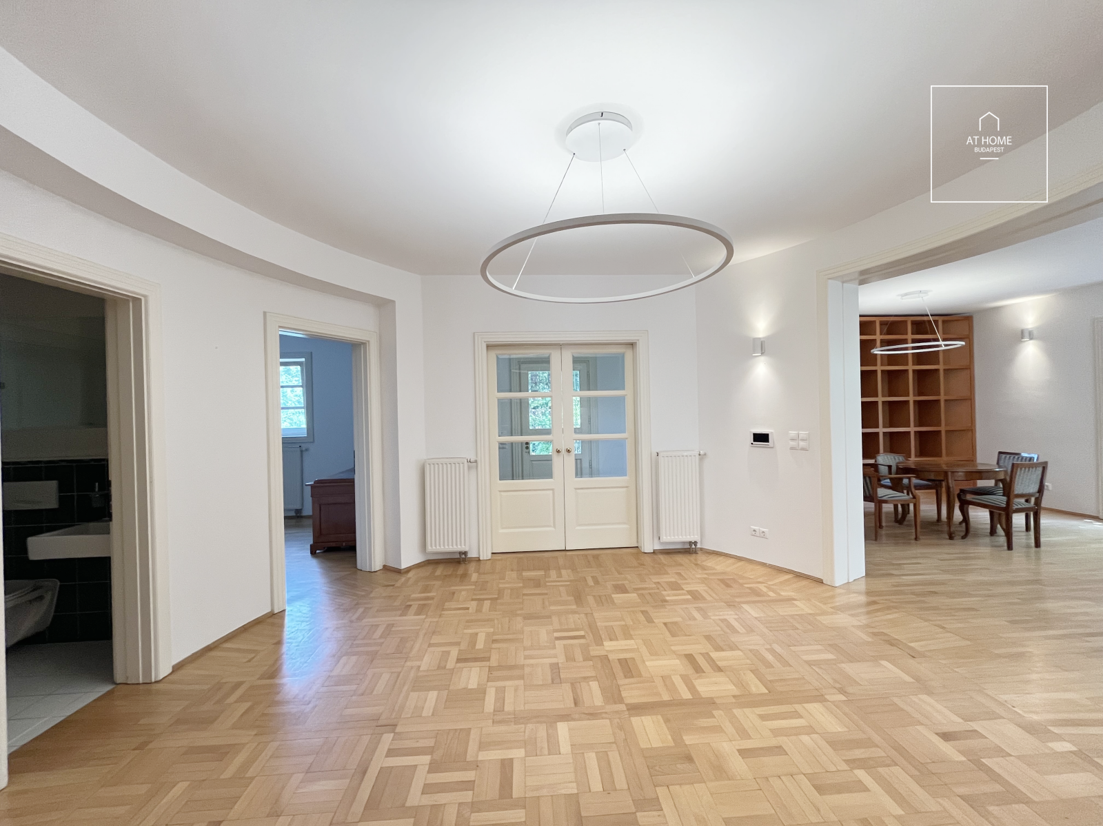 Mediterranean House in Testvérhegy, Budapest III – Close to the British School