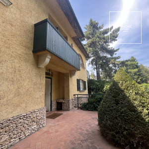 Mediterranean House in Testvérhegy, Budapest III – Close to the British School