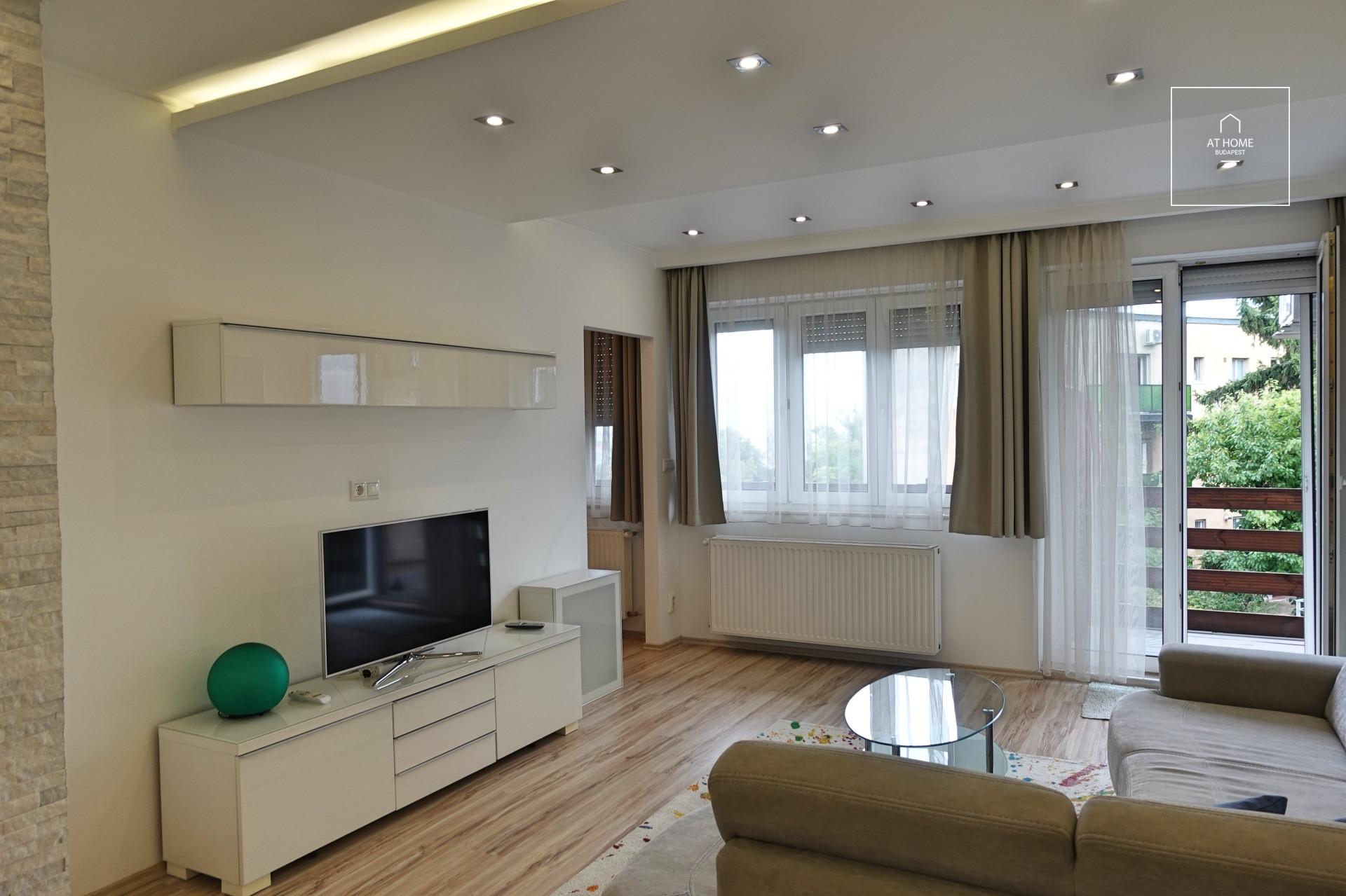 1 Bedroom 1 livingroom exclusive apartment for rent in district I. of Budapest