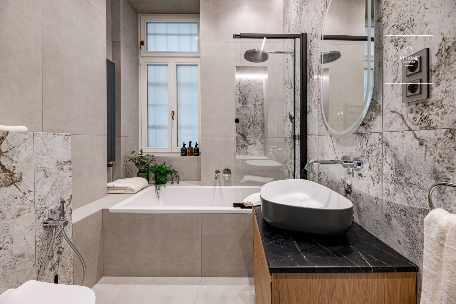 PREMIUM CITY-CENTER HOME DOWNTOWN, BUDAPEST