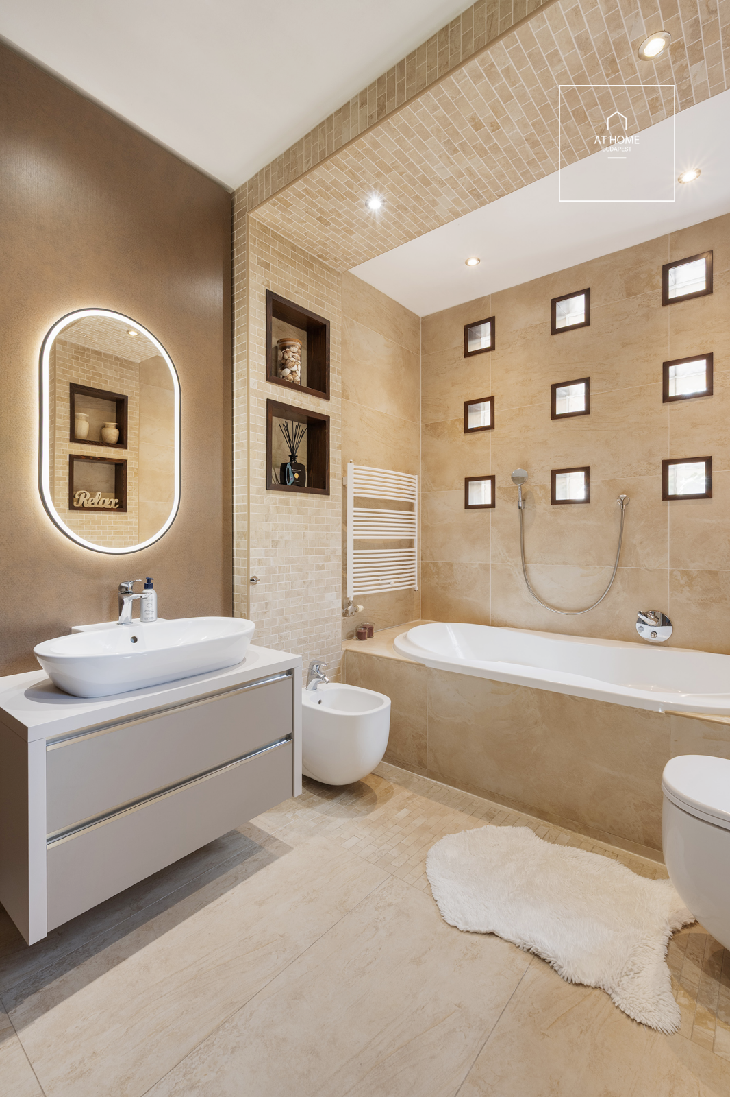 Iconic Luxury Villa Designed by an Ybl Award-Winning Architect in Budapest’s Prestigious Greenbelt