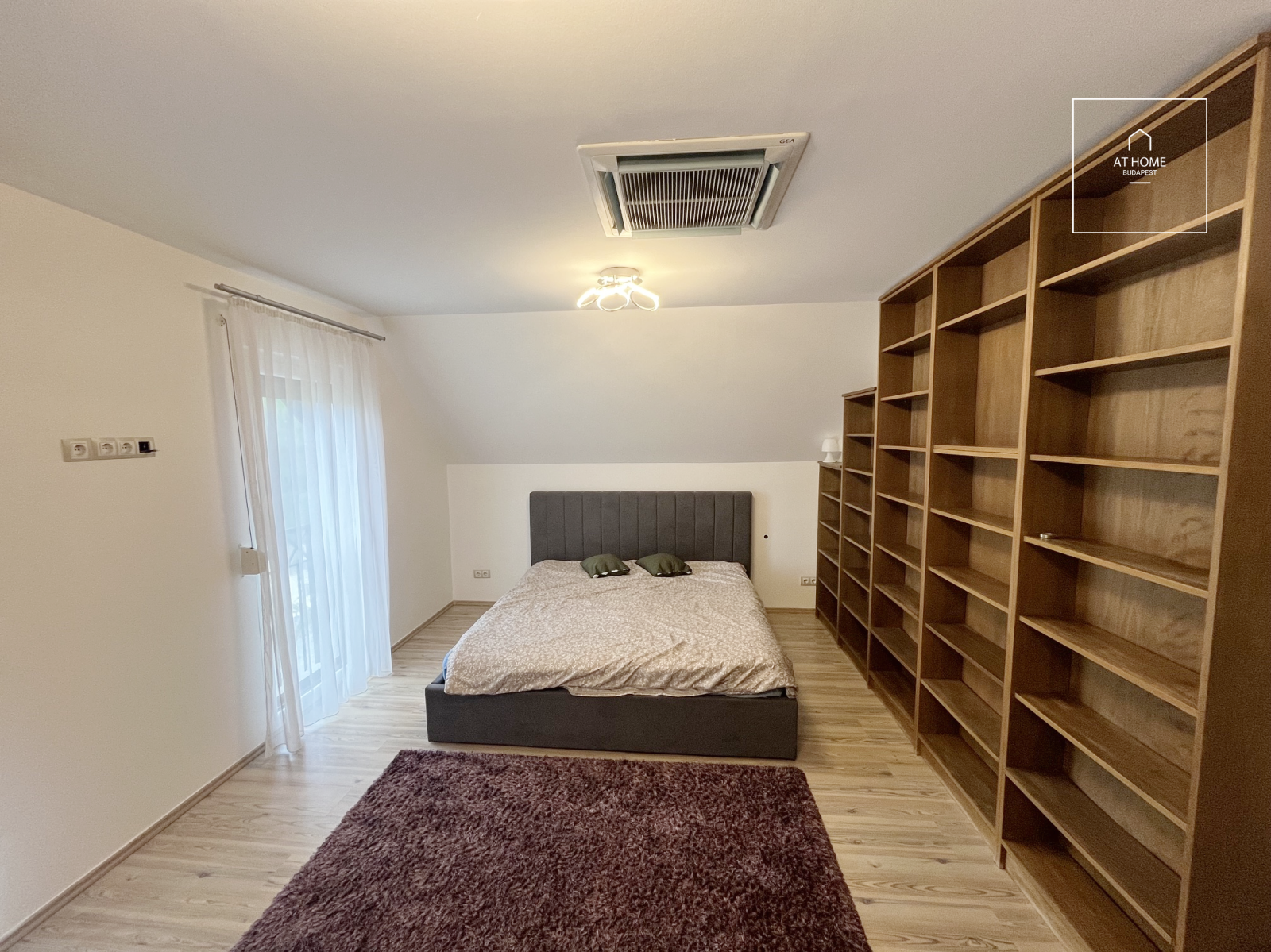 Exclusive Family House for Rent in Miskolc with Swimming Pool and Spacious Private Garden