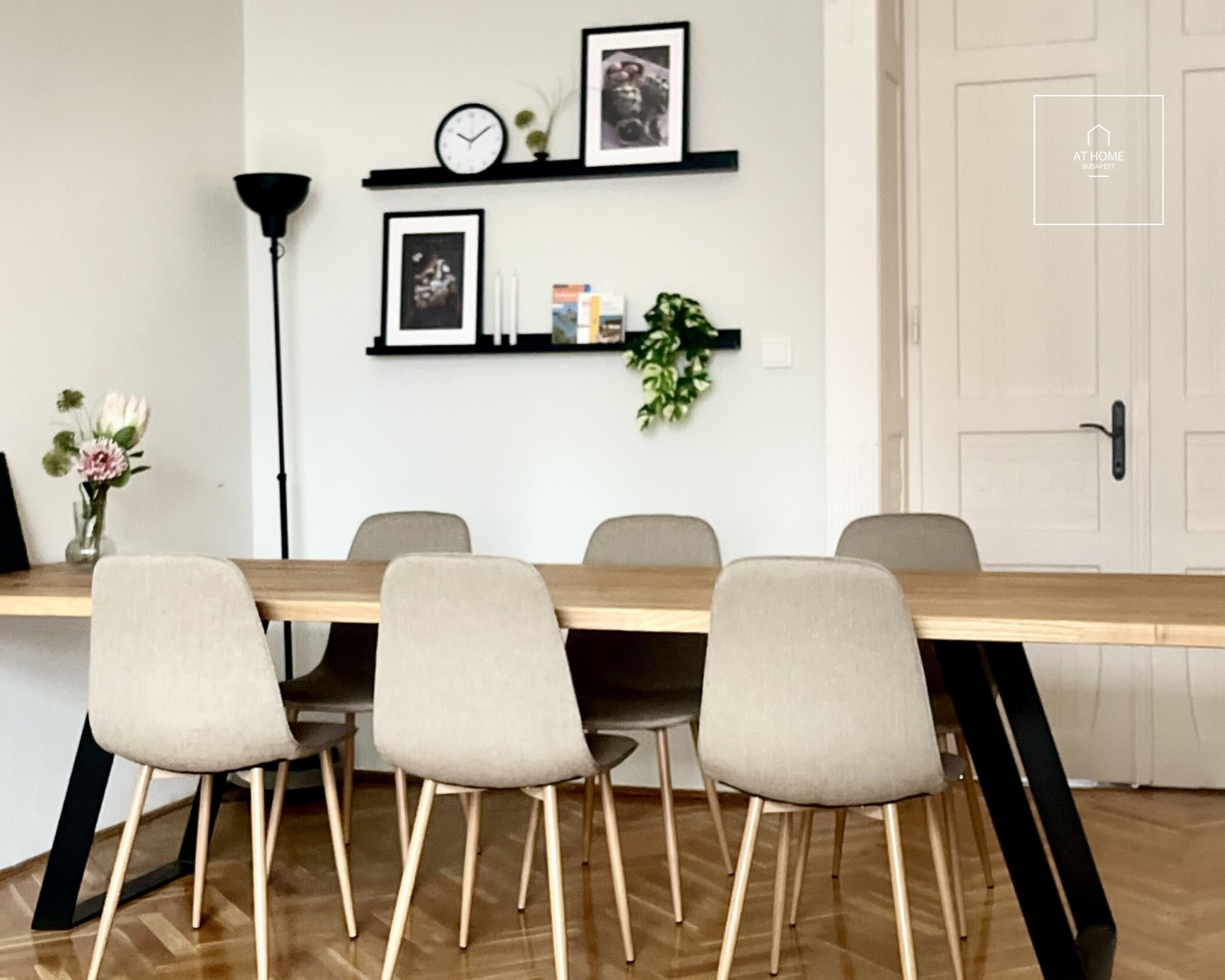 Premium renovated classical apartment for rent in Budapest, District VII, Erzsébetváros.
