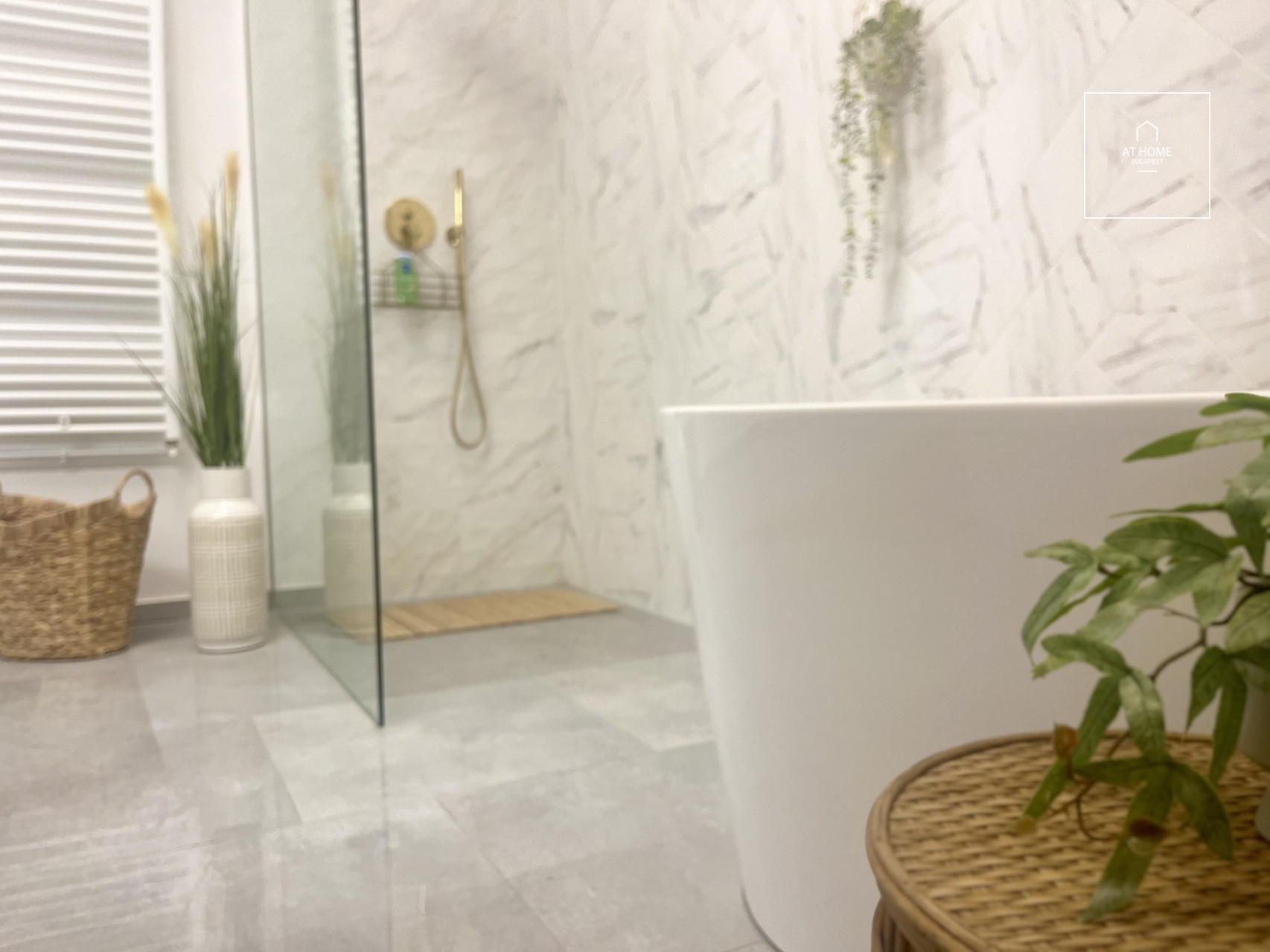 Premium renovated classical apartment for rent in Budapest, District VII, Erzsébetváros.