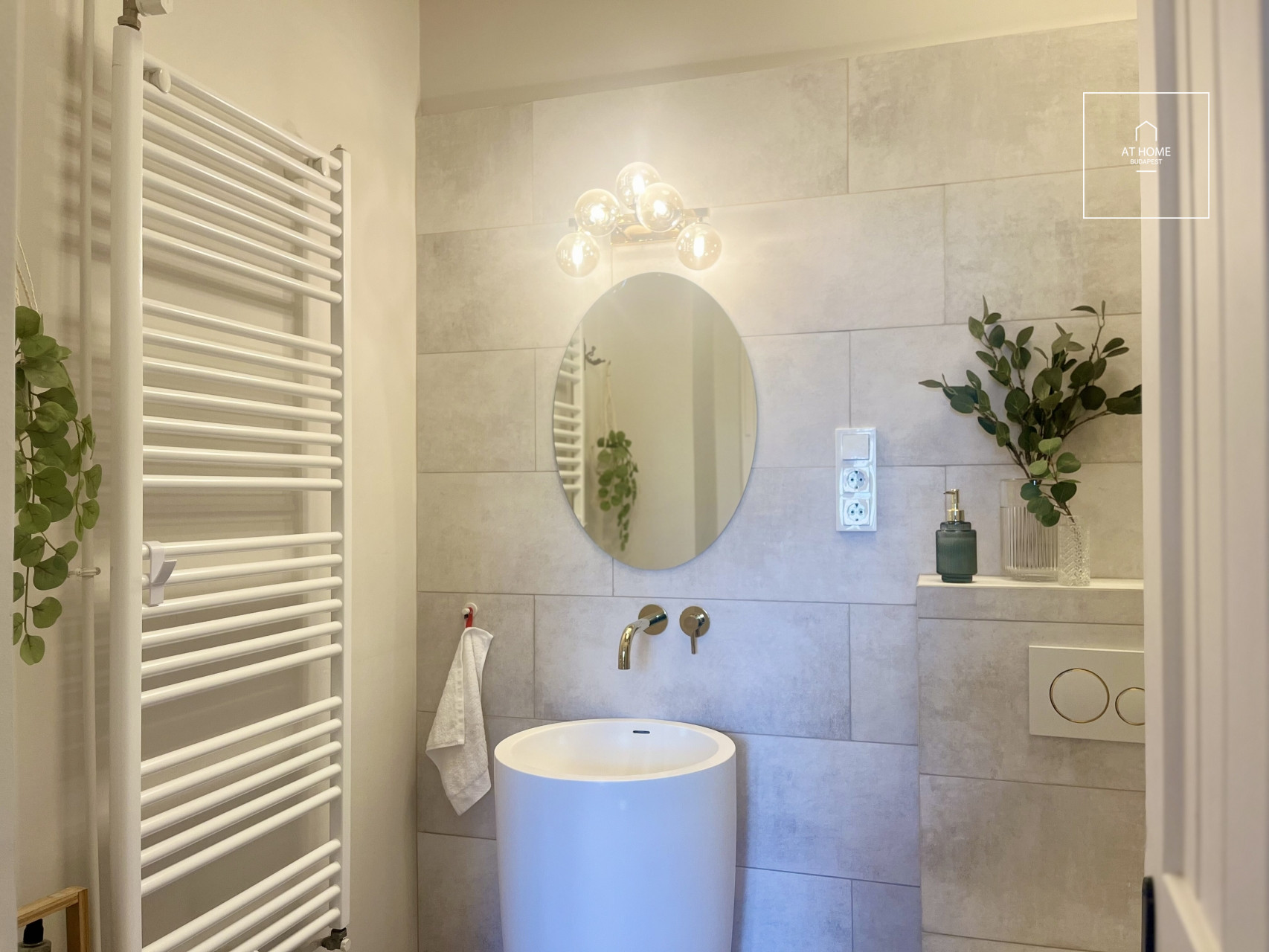 Premium renovated classical apartment for rent in Budapest, District VII, Erzsébetváros.