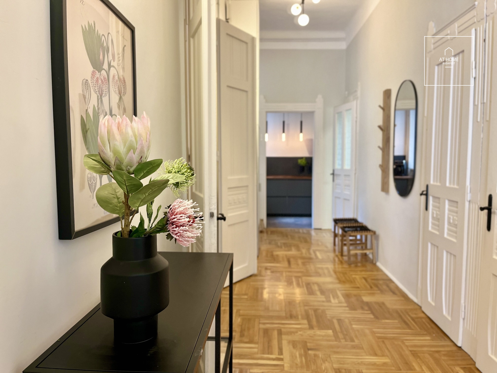 Premium renovated classical apartment for rent in Budapest, District VII, Erzsébetváros.