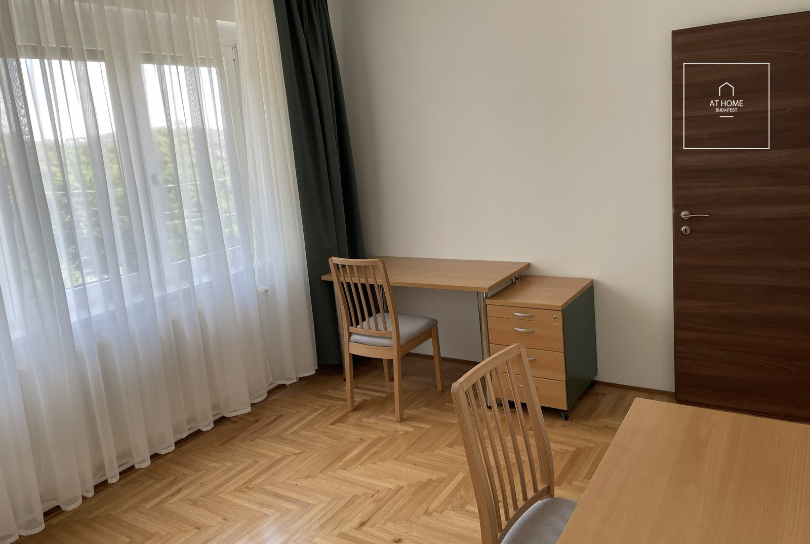 Premium Hillside 2-Bedroom Apartment with Panorama and Terrace for Rent in Sashegy, District XI