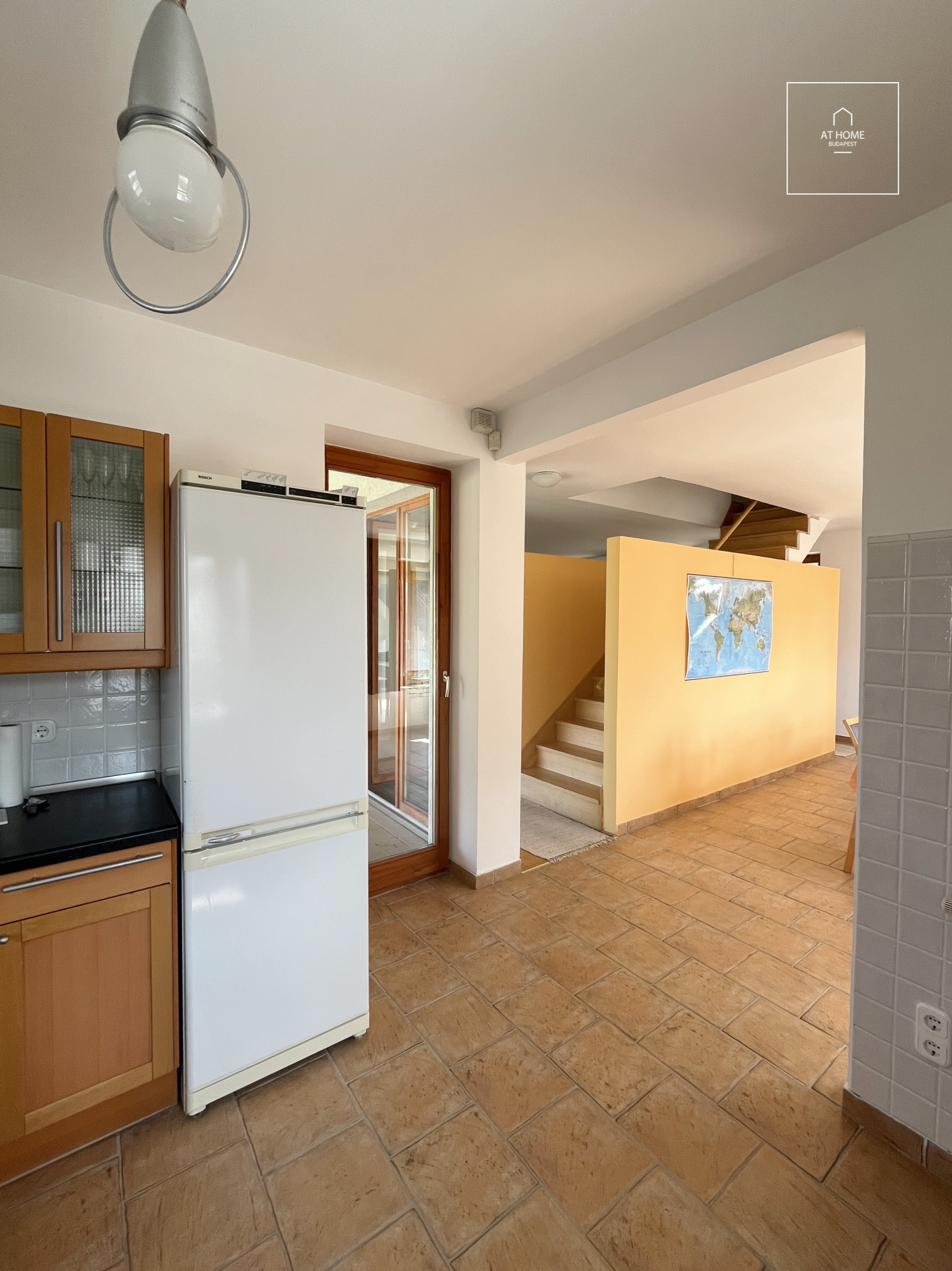 High-Quality Family Home for Sale in the Barackos Neighborhood of Budakeszi
