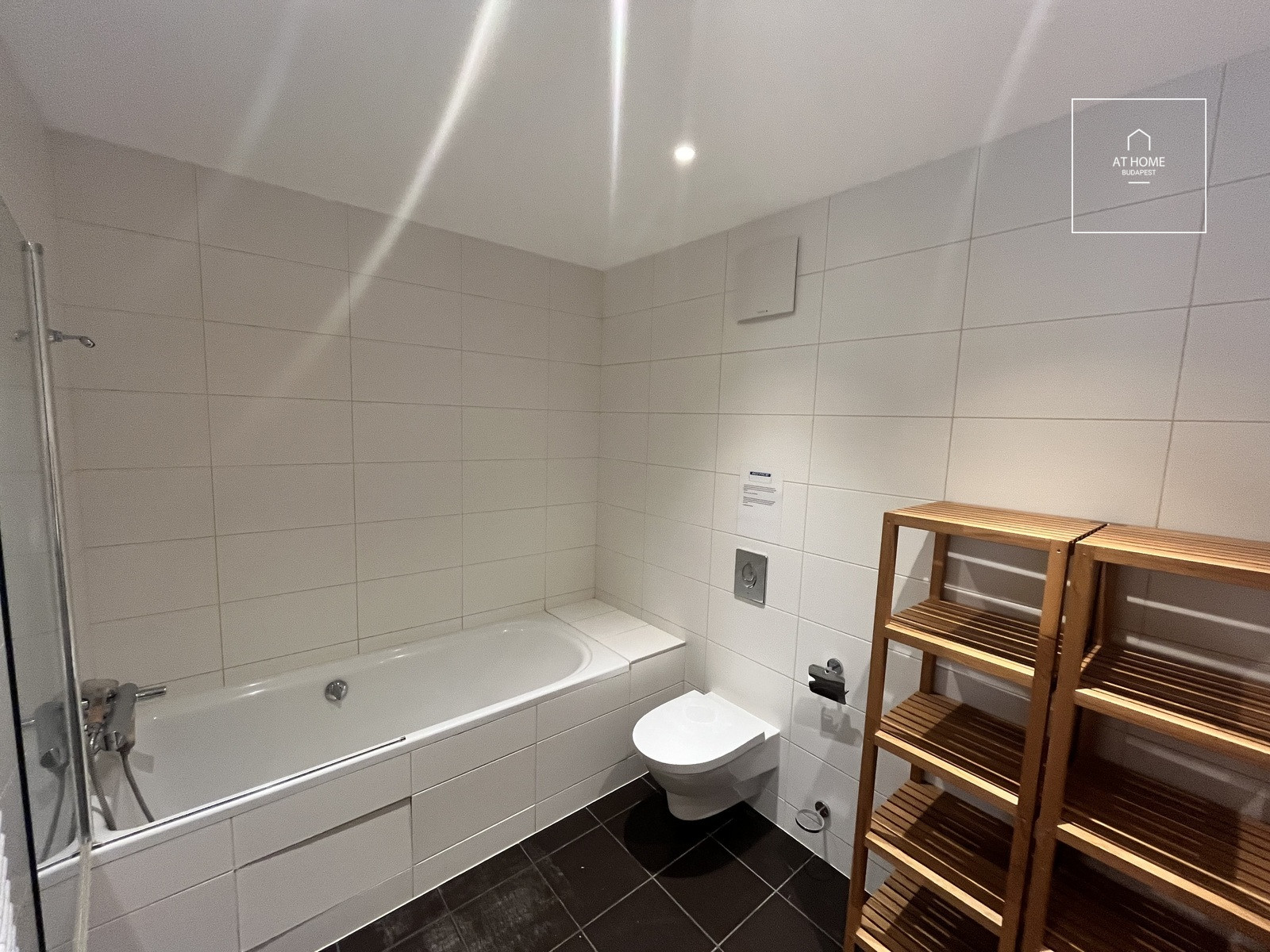 Modern Furnished Apartment Near Oktogon, Budapest\'s 6th District