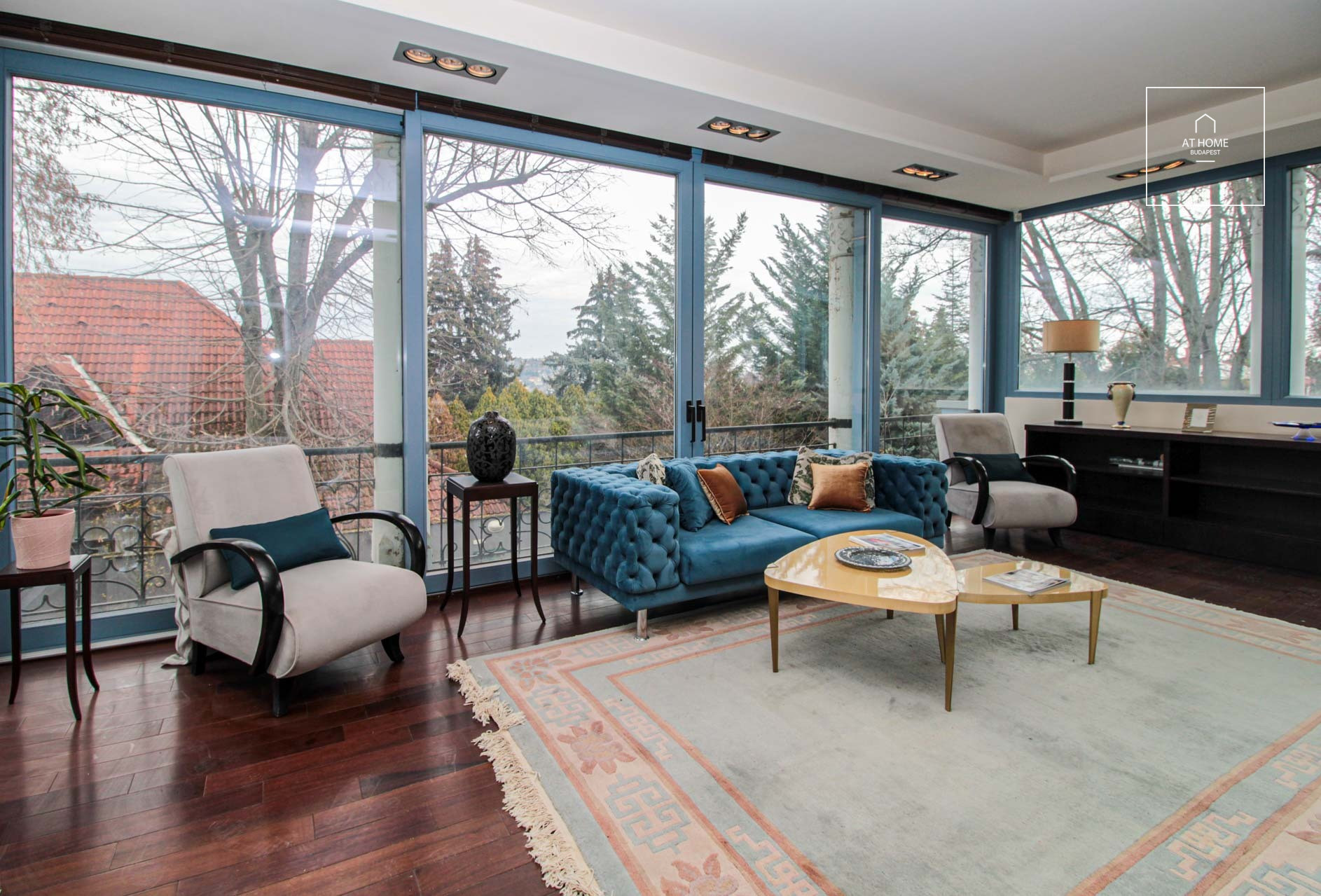 Exclusive three-bedroom garden-connected villa apartment for rent in the heart of Budapest XII. district Virányos