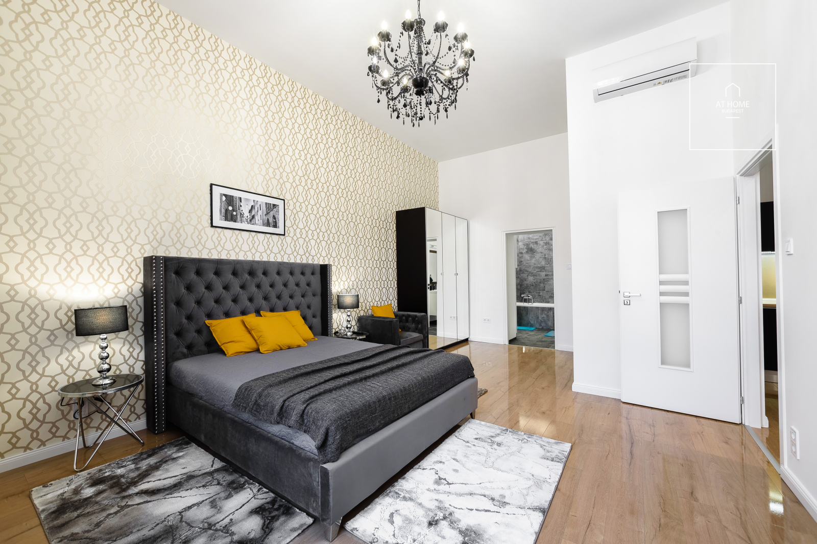 Timeless Elegance in the Heart of Budapest – Exclusive 128 sqm Grand Apartment for Sale in Erzsébetváros